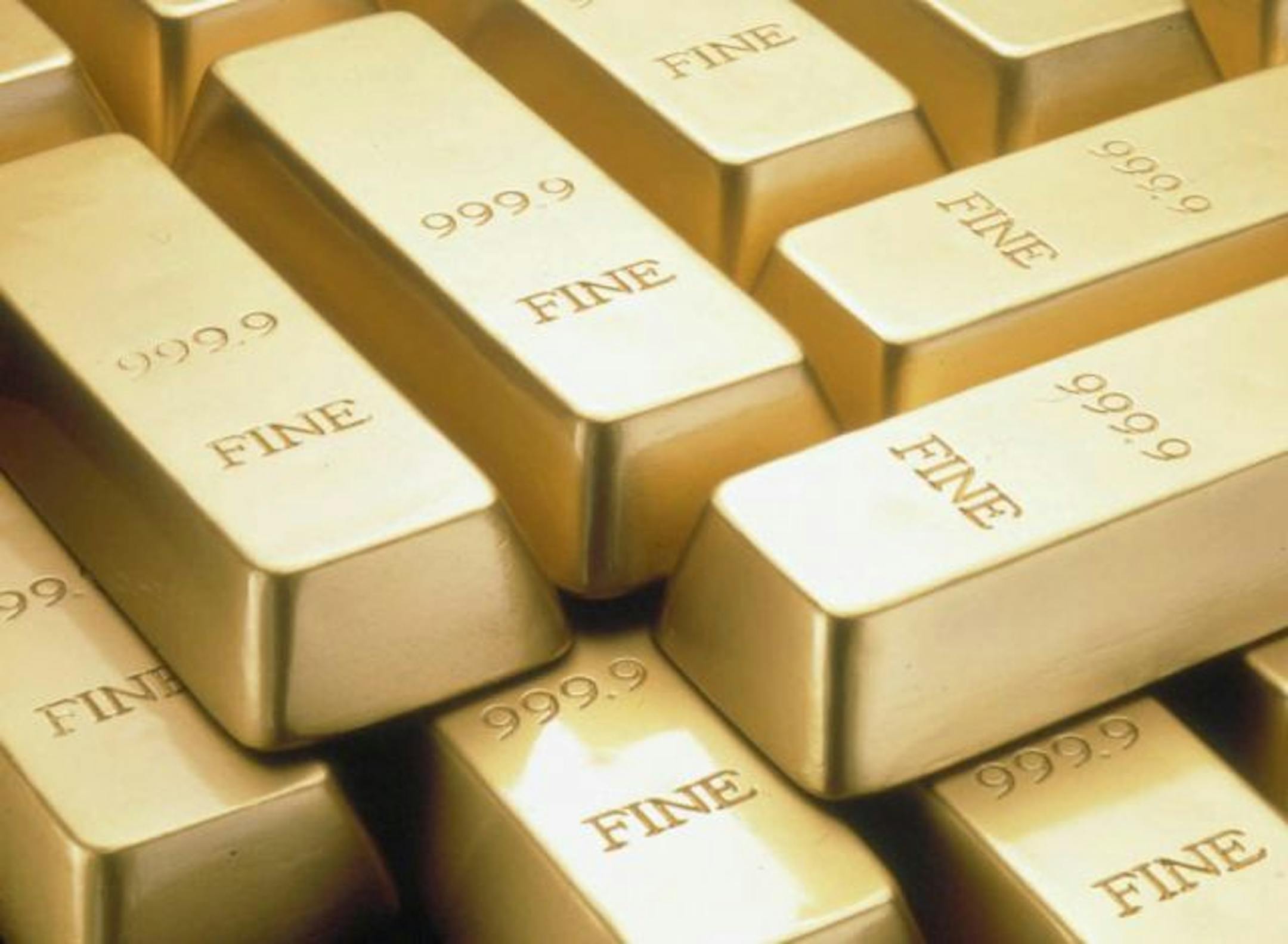 An undated photo of gold bullion. A group of European central banks triggered the biggest one-day increase in gold prices in 13 years Monday with a surprise plan to put a cap on their planned sales of gold bullion. Gold peaked at $285 an ounce in London Monday, more than $16 above the price of $268.60 in late trading Friday. The price fell back to $278.90 in late London trading and was $281.90 in New York late Monday.