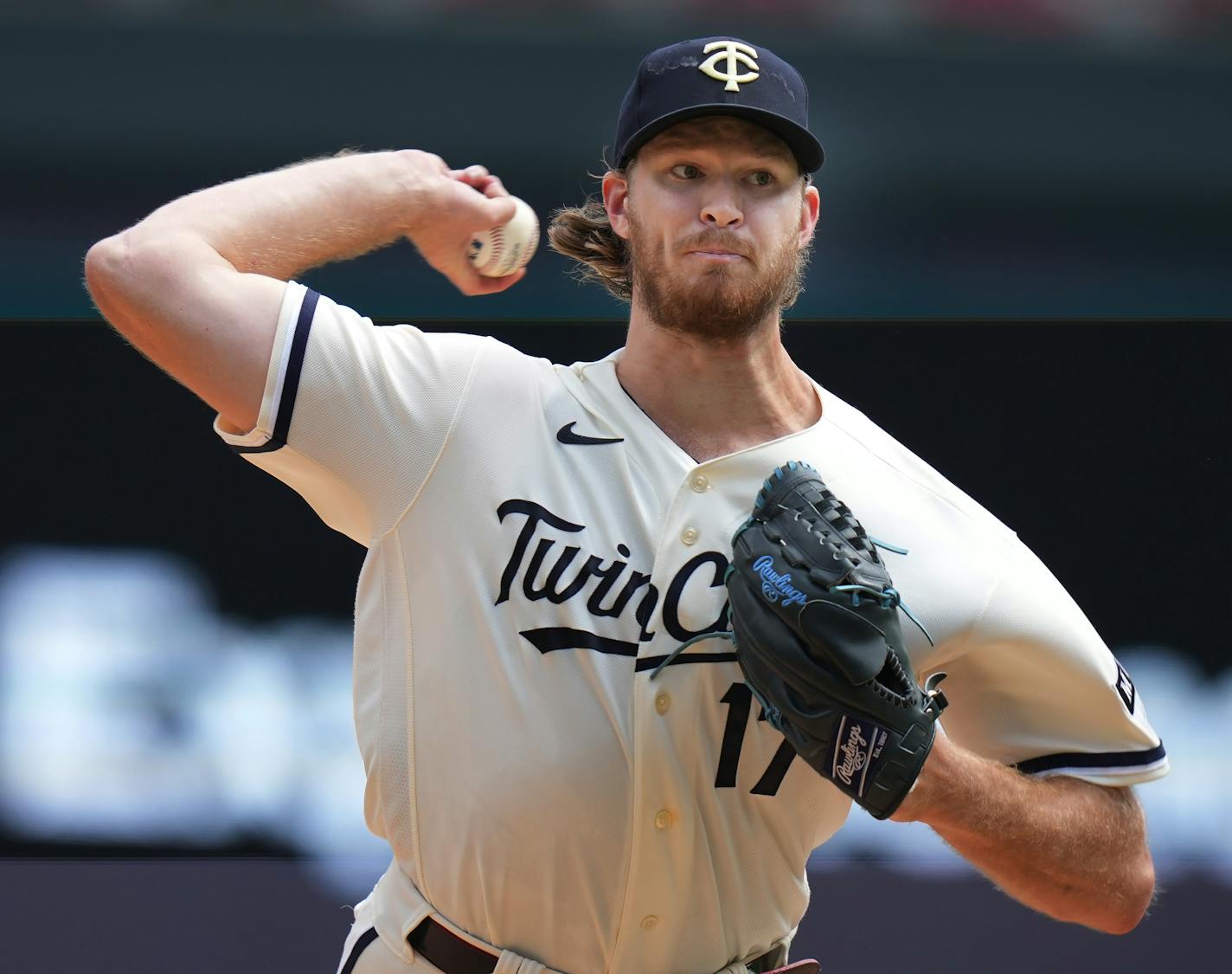 Minnesota Twins starting pitcher Bailey Ober (17) starts against the Rangers in Minneapolis, Minn., on Monday, Aug. 28, 2023. Texas Rangers take on the Minnesota Twins at Target Field.] RICHARD TSONG-TAATARII • richard.tsong-taatarii @startribune.com