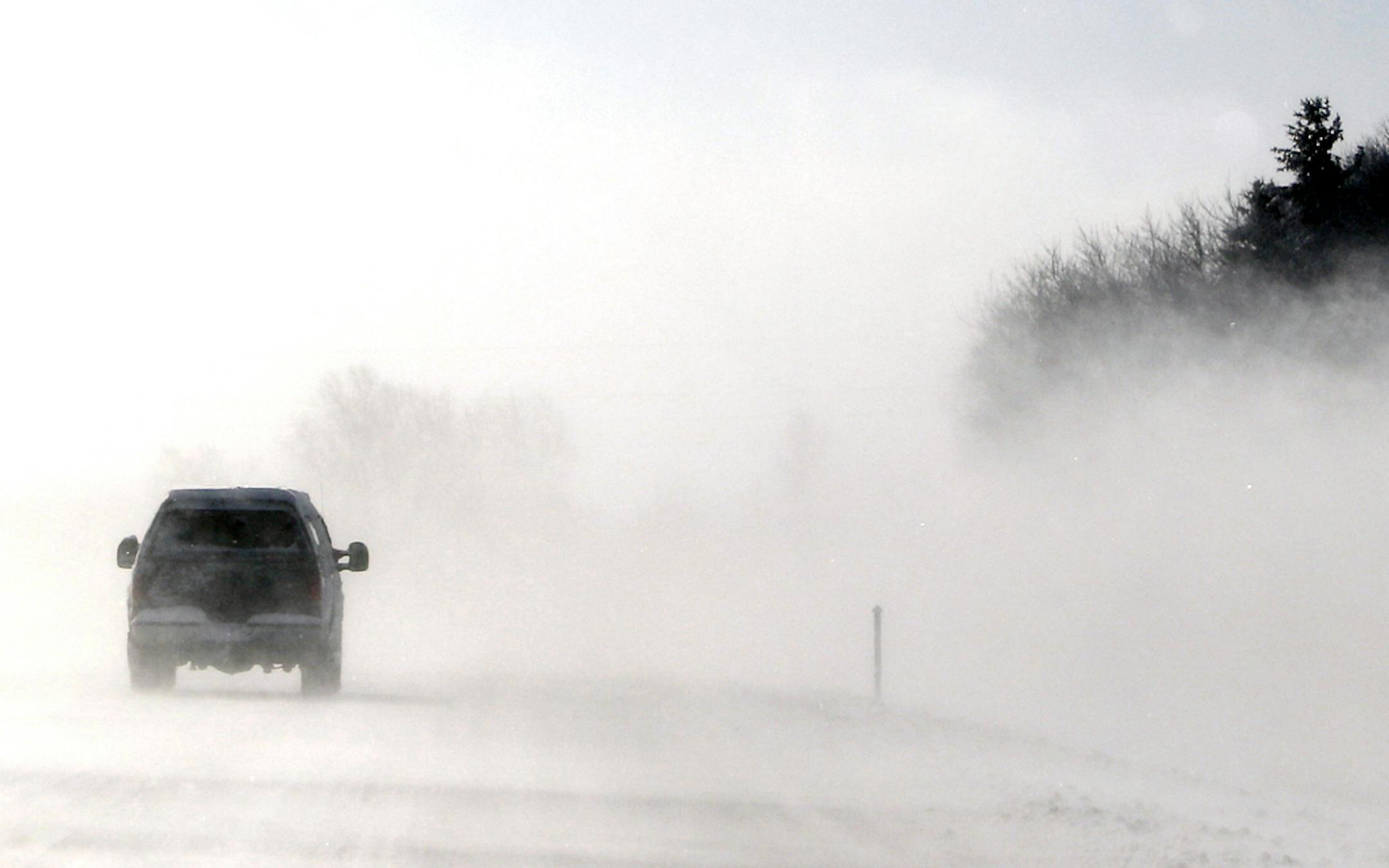 Blizzard-like conditions near along I-35 Friday, Feb. 21, 2014