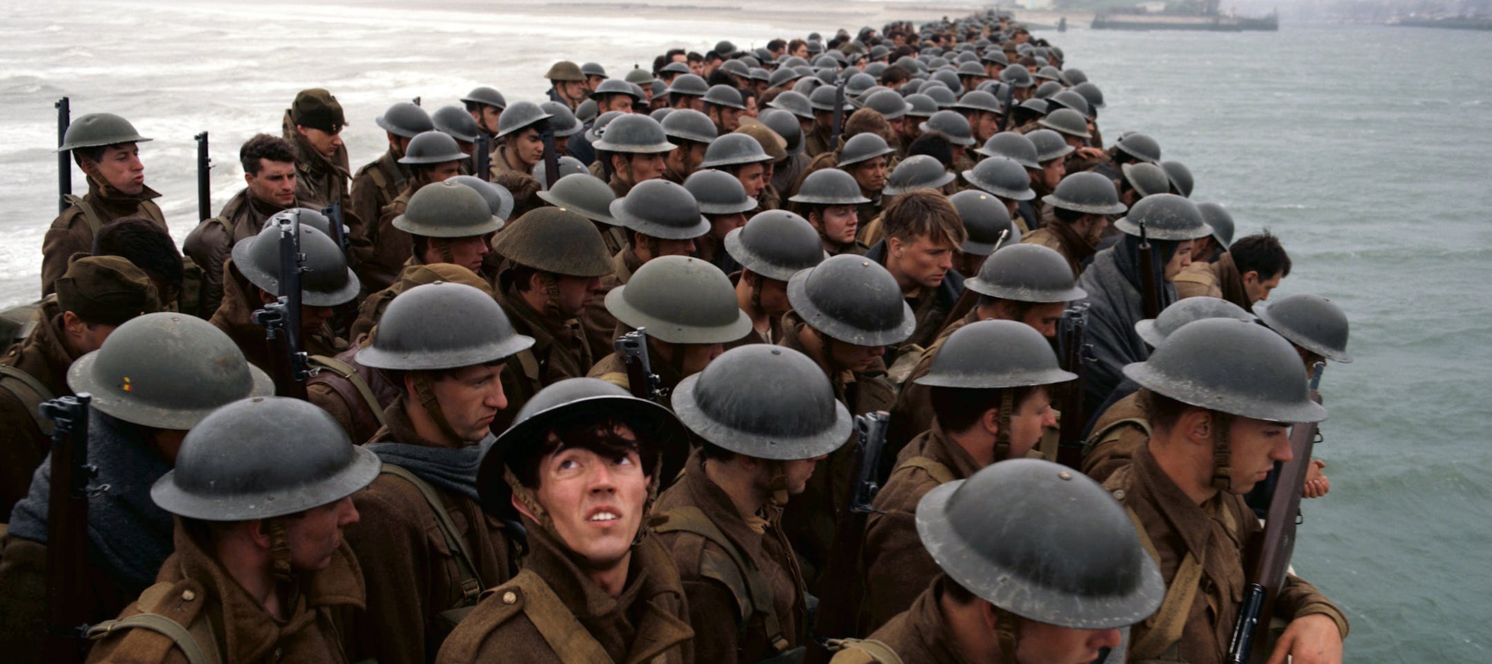 This image released by Warner Bros. Pictures shows a scene from "Dunkirk." (Warner Bros. Pictures via AP) ORG XMIT: MIN2017071814185634