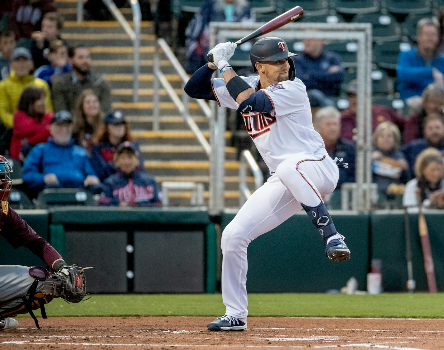 Twins prospect Royce Lewis demonstrates his pre-swing leg kick.