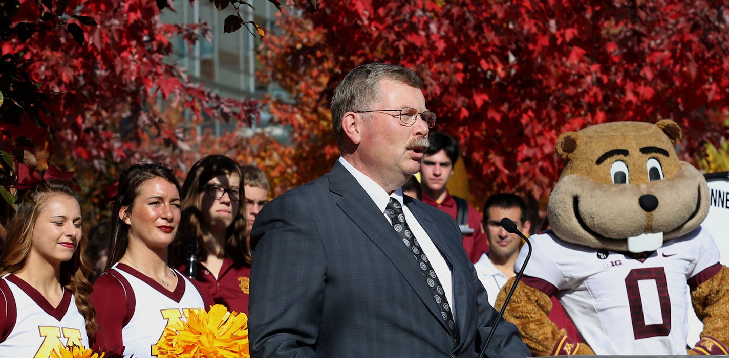 Eric Neetenbeek, speaking for the Minnesota masons group, talked about the donation they made during the renaming ceremony of the University of Minnesota's Children's hospital. ] (KYNDELL HARKNESS/STAR TRIBUNE) kyndell.harkness@startribune.com At the University of Minnesota Children's Hospital in Minneapolis Min., Tuesday, October 14, 2014. After 27 million dollar donation the University of Minnesota renamed its Children's Hospital "University of Minnesota Masonic Children"s Hospital"