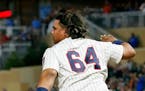 Twins' Astudillo goes viral with sprint around the bases