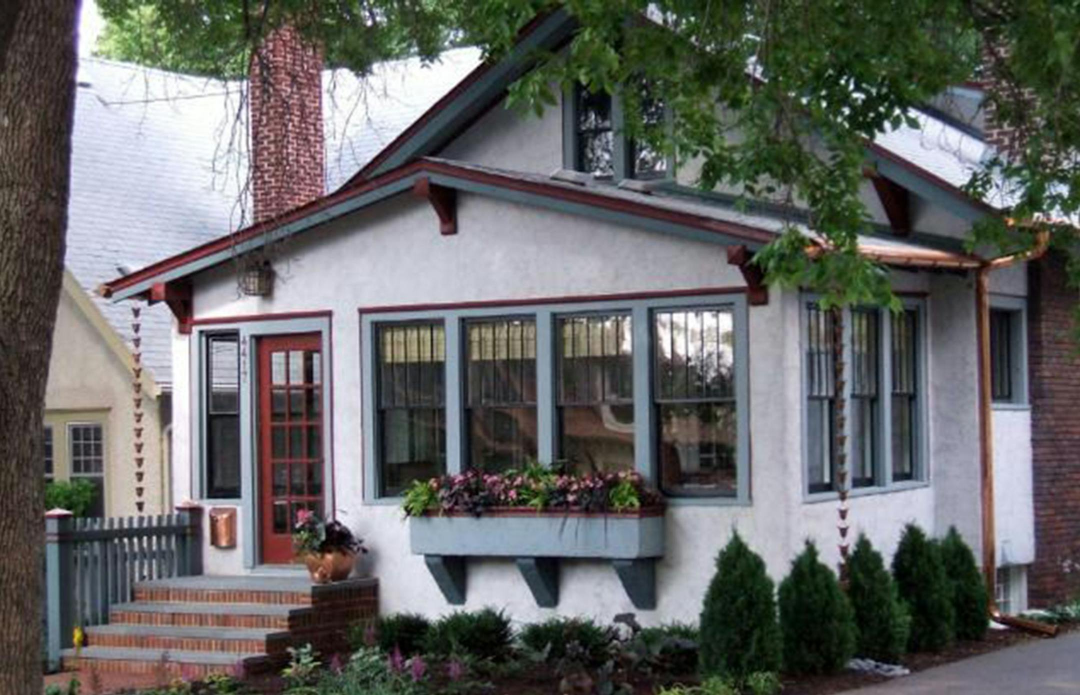 ... Minneapolis
Built in 1914, this three-bedroom, three-bath house located in the Linden Hills neighborhood has 2,500 finished square feet and features a fireplace, central air conditioning, hardwood floors, formal dining room, eat-in kitchen, fireplace, full basement with home theater, sun room and three-car detached, heated garage. Listed by J. Andrew English, Congress Realty Inc., 800-657-6579.