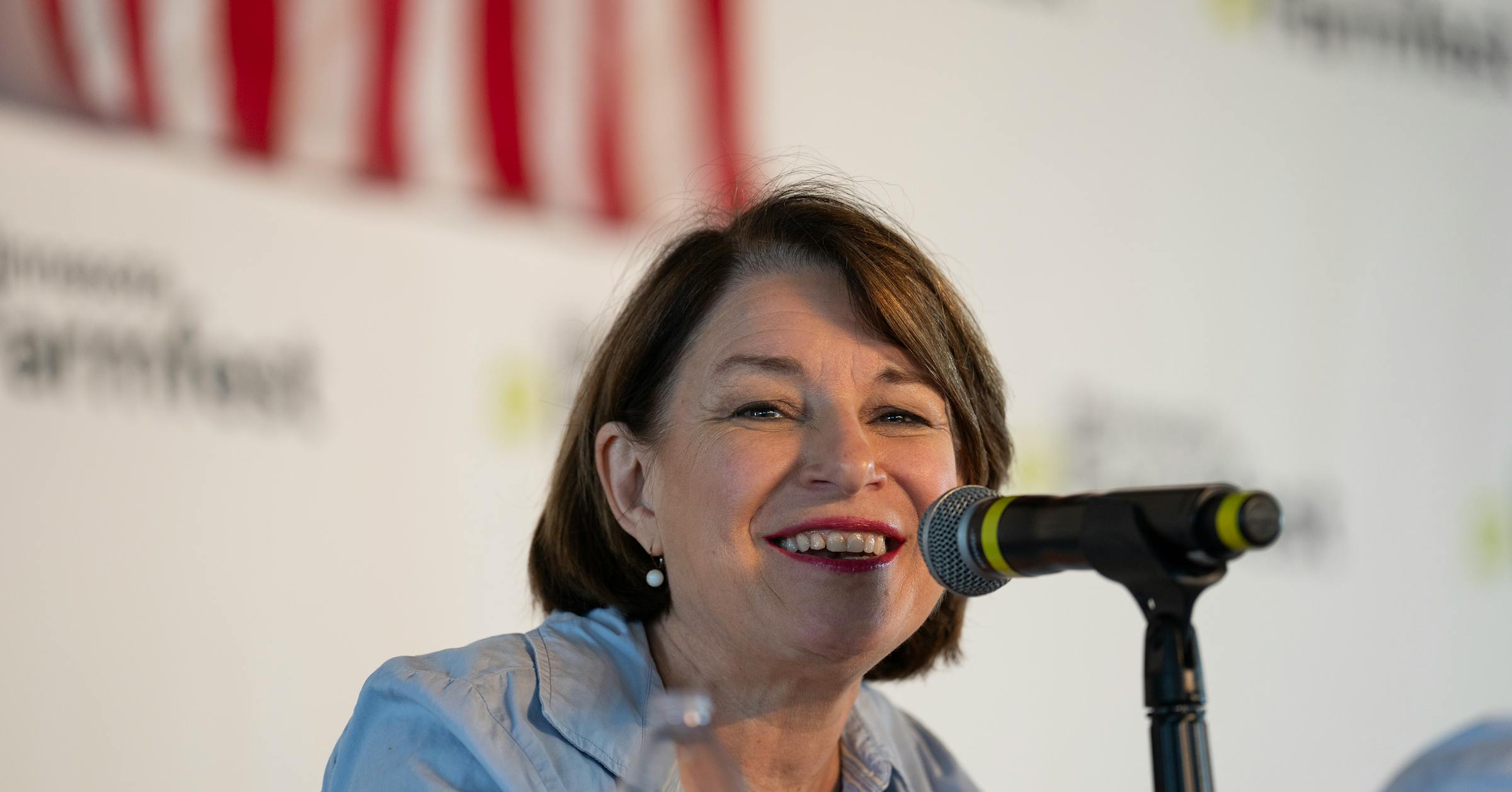 Klobuchar pitches moderation in governor’s race, rebuffs redistricting ...