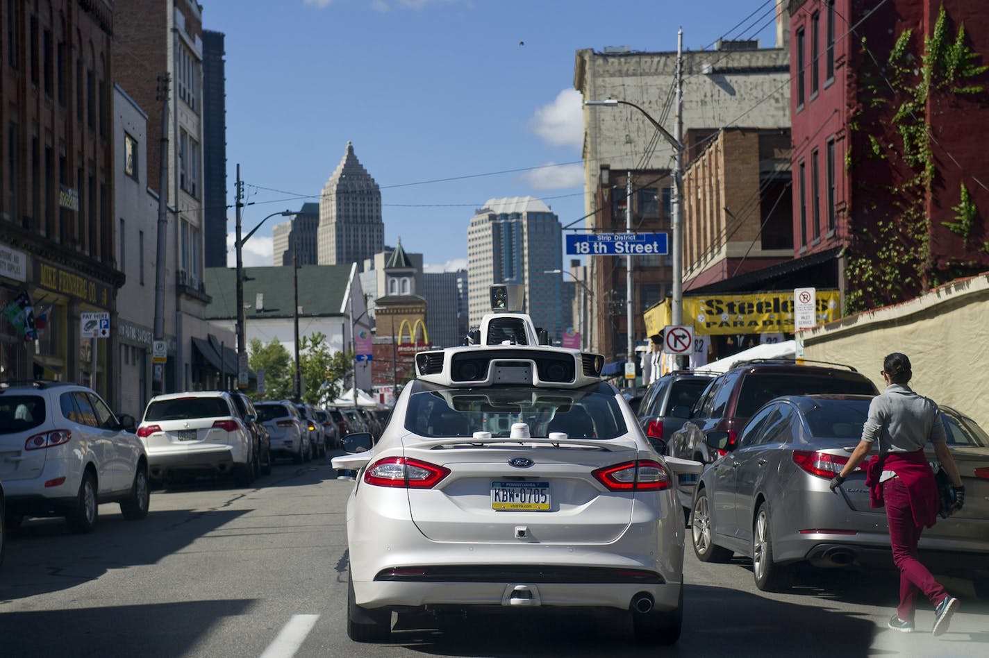 FILE &#xf3; An Uber self-driving Ford Fusion in Pittsburgh, Sept. 8, 2016. Federal safety regulators strongly endorsed semi-autonomous and autonomous vehicles as key to the future of the national transportation system, issuing detailed guidelines Sept. 19. (Jeff Swensen/The New York Times) ORG XMIT: MIN2016102811004606