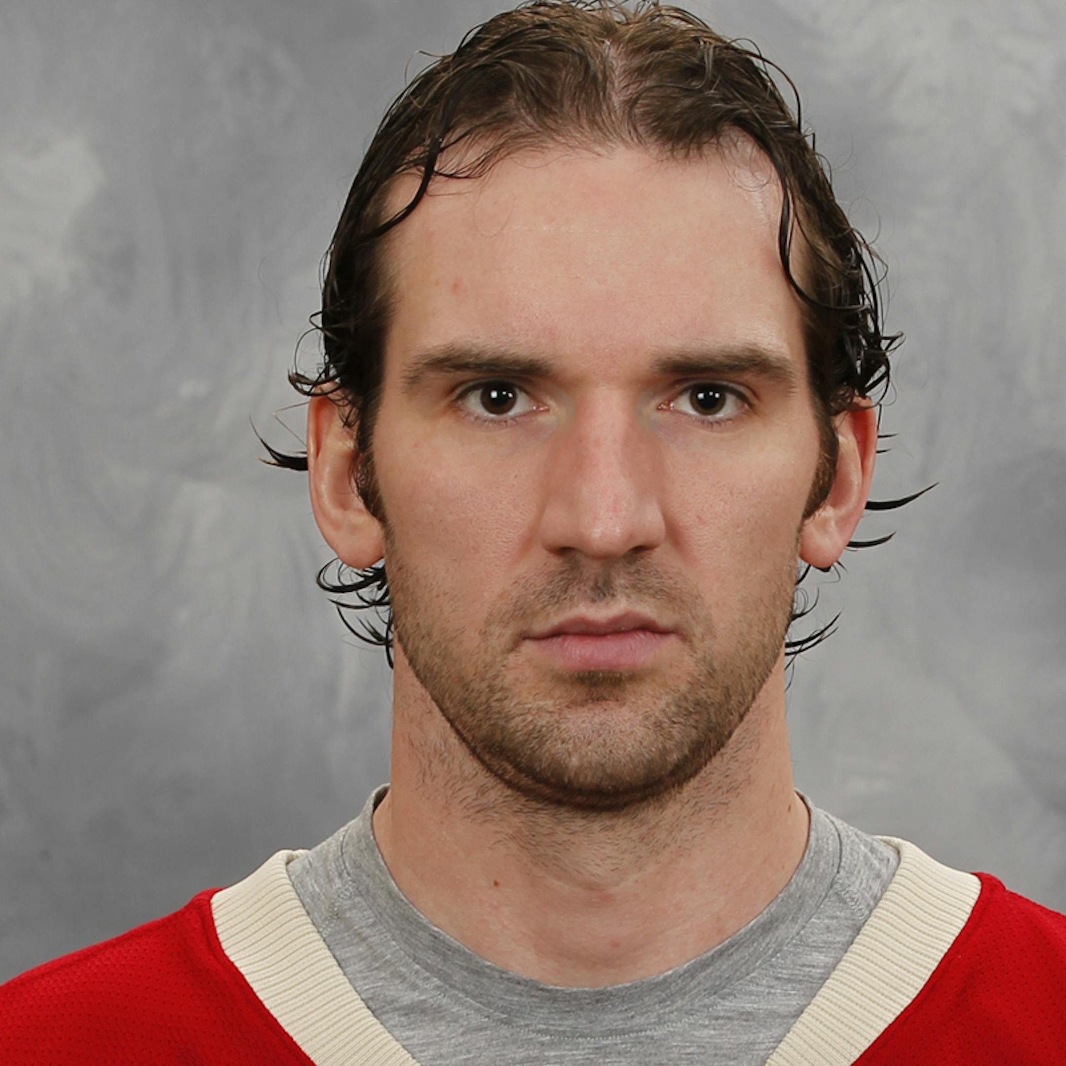 ST. PAUL, MN ‚Äì SEPTEMBER 11: Josh Harding of the Minnesota Wild poses for his official headshot for the 2013-2014 season on September 11, 2013 at the Xcel Energy Center in Saint Paul, Minnesota. (Photo by Andy King/NHLI via Getty Images) *** Local Caption *** Josh Harding ORG XMIT: 177614294