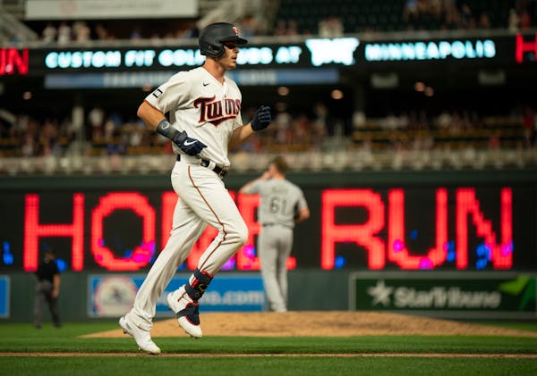 After removing some jewelry, the Twins’ Max Kepler has homered three times in his past two games.