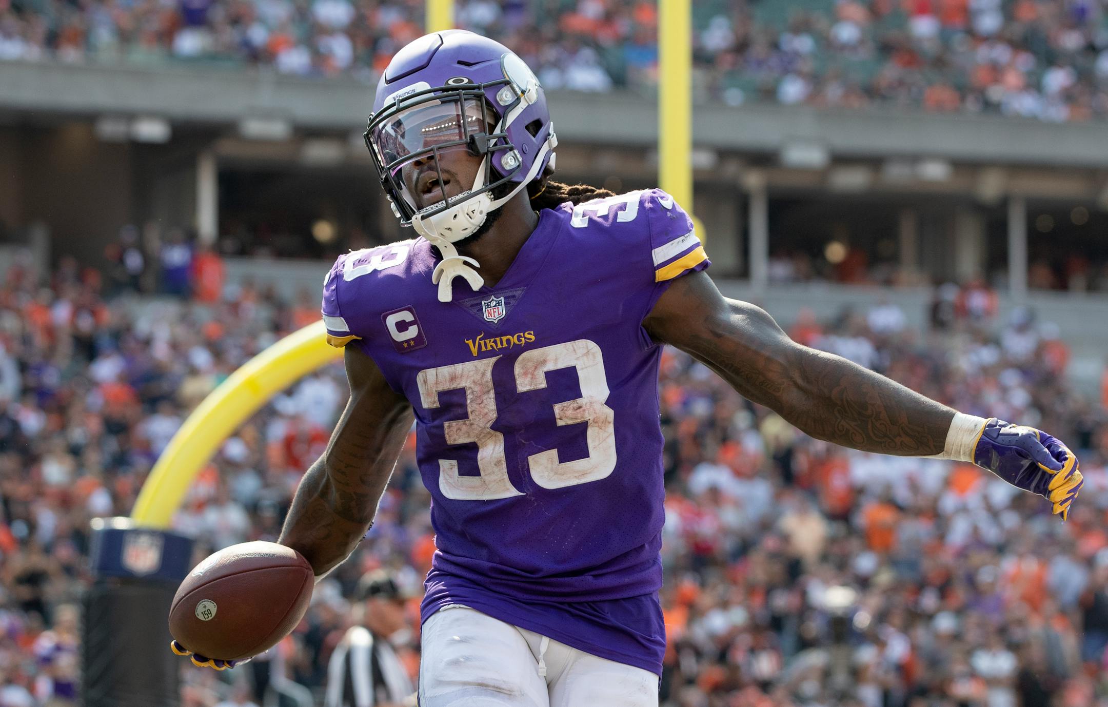 Minnesota Vikings running back Dalvin Cook (33) celebrated after a touchdown in the fourth quarter.