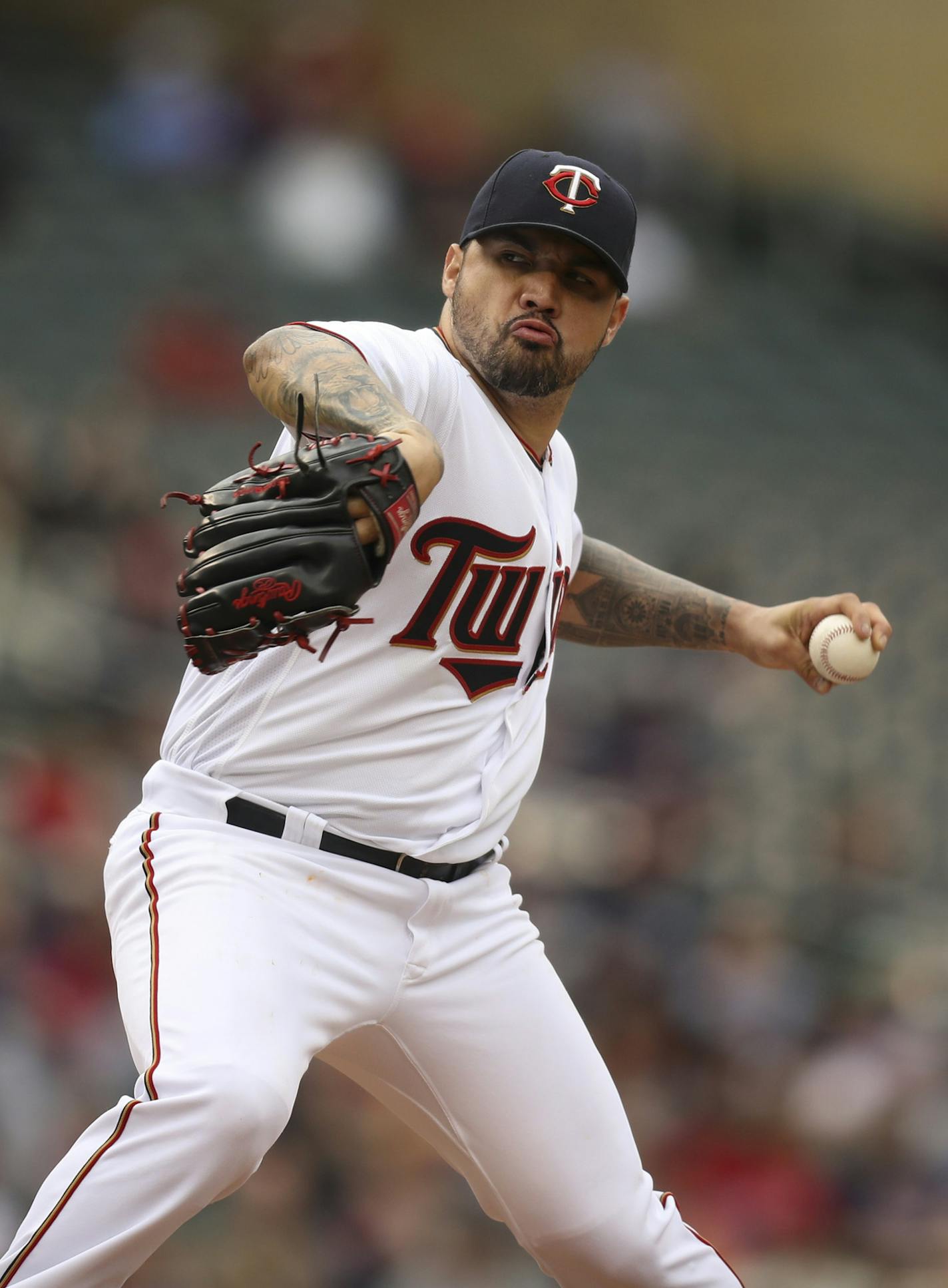 Minnesota Twins starting pitcher Hector Santiago (66) throwing against Seattle in the first inning. ] JEFF WHEELER &#xef; jeff.wheeler@startribune.com The Minnesota Twins faced the Seattle Mariners in the their final game of their series Sunday afternoon, September 25, 2016 at Target Field in Minneapolis.