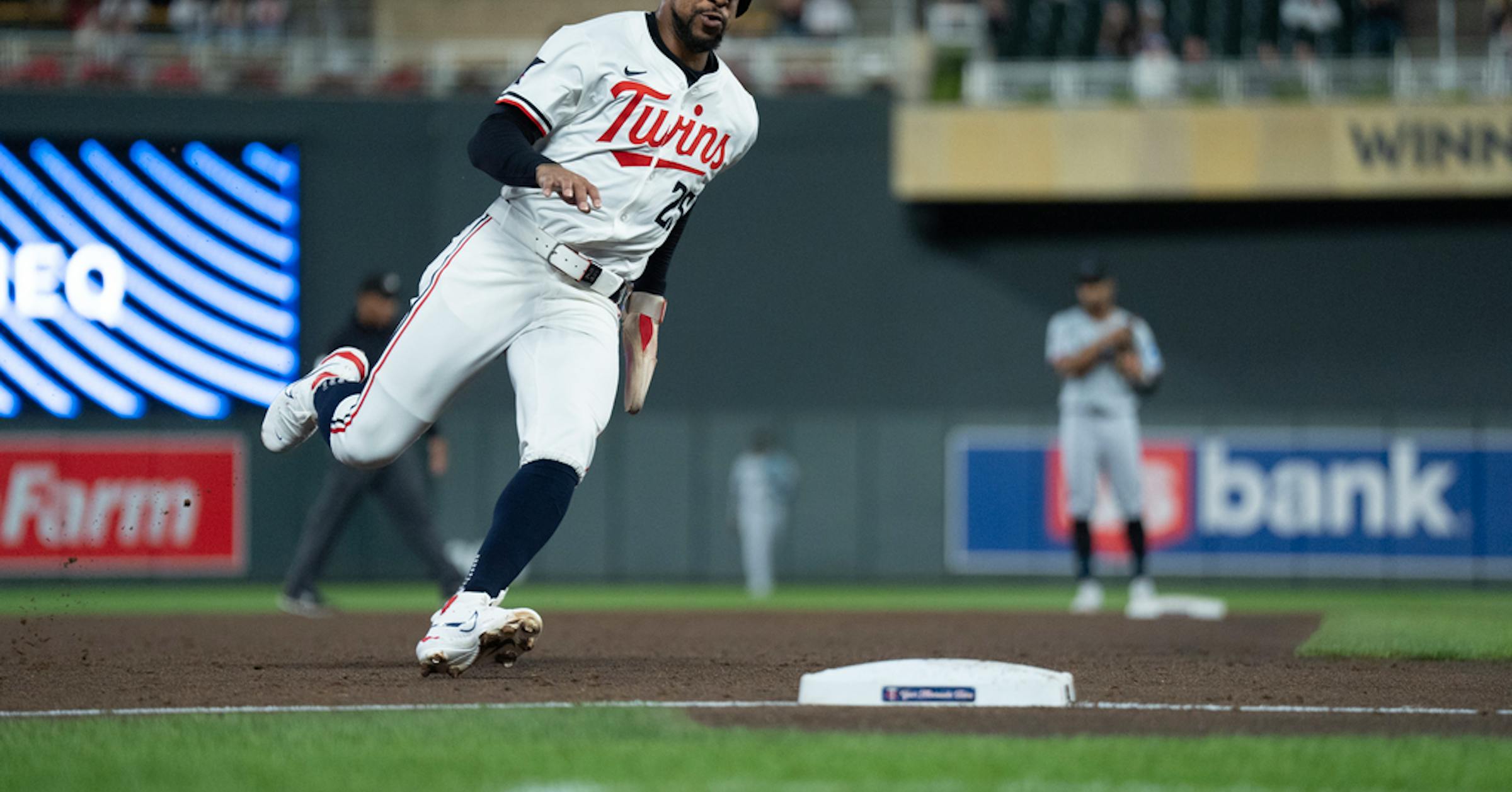 Slumping Twins lose 4-1 to Marlins, and frustration is clear Slumping Twins lose 4-1 to Marlins, and frustration is clear