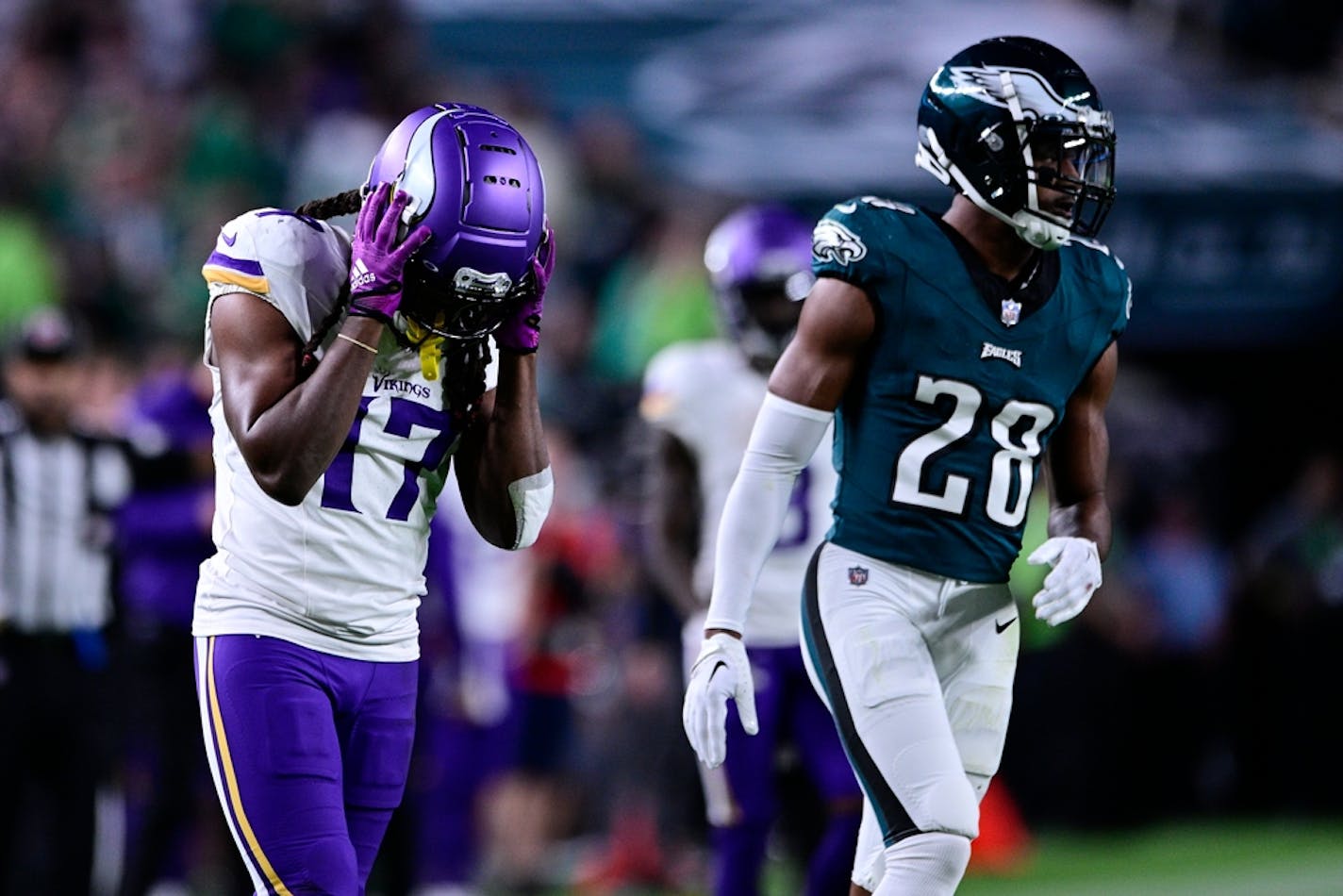 Minnesota Vikings wide receiver K.J. Osborn (17) reacts after dropping a pass during the second half of an NFL football game against the Philadelphia Eagles on Thursday, Sept. 14, 2023, in Philadelphia. (AP Photo/Derik Hamilton)