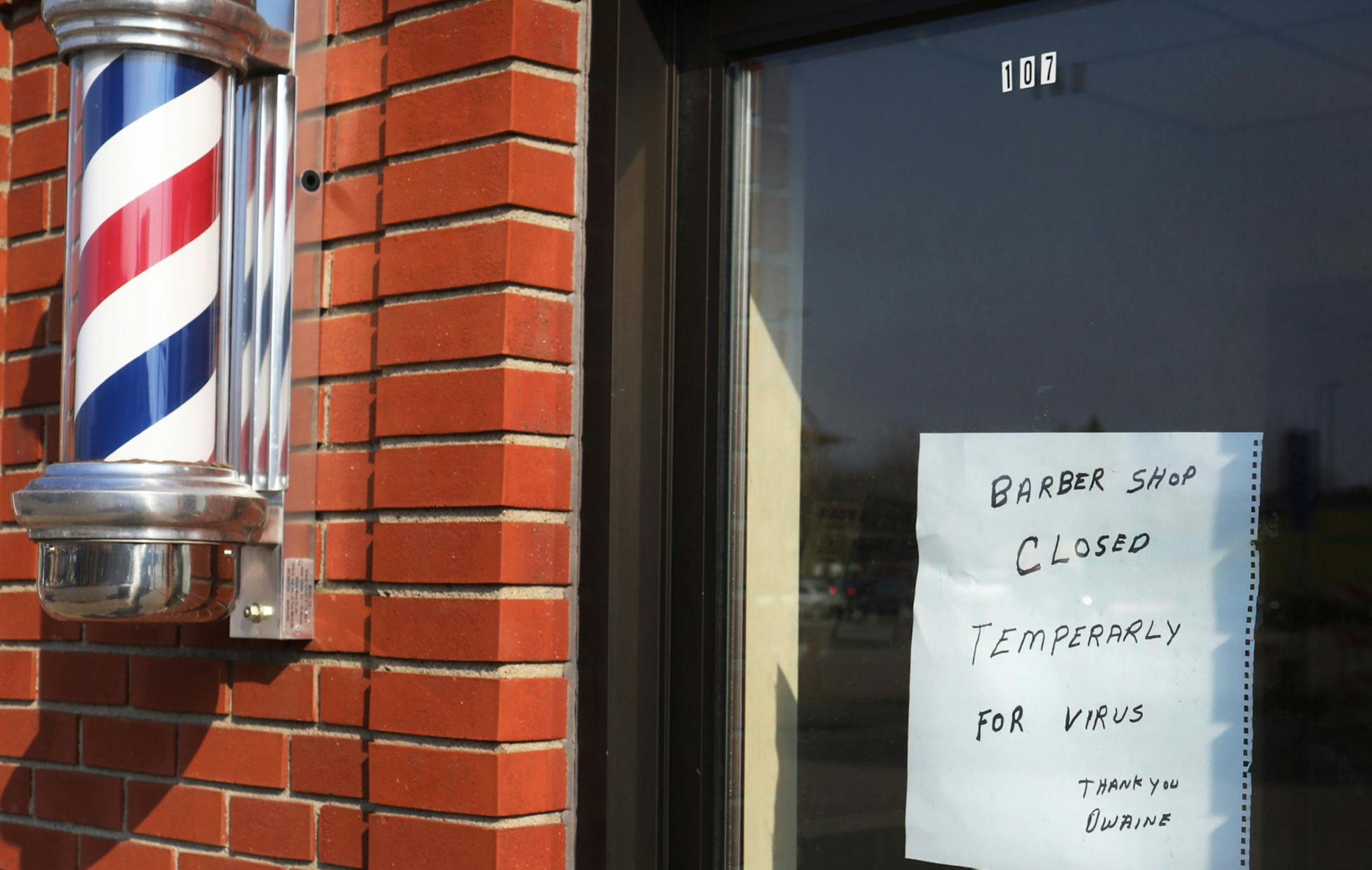 A sign on the door of a closed barber shop in downtown Alexandria, MN Thursday, April 2, 2020.] DAVID JOLES • david.joles@startribune.com A single Facebook post three weeks ago has grown into a full-fledged sensation in this central Minnesota city. Helping Hands of Alexandria now has more than 800 volunteers who are sewing masks, delivering groceries and bringing gifts and supplies to hospital workers, postal works and others on the front lines. They also enlisted artists to paint scenes