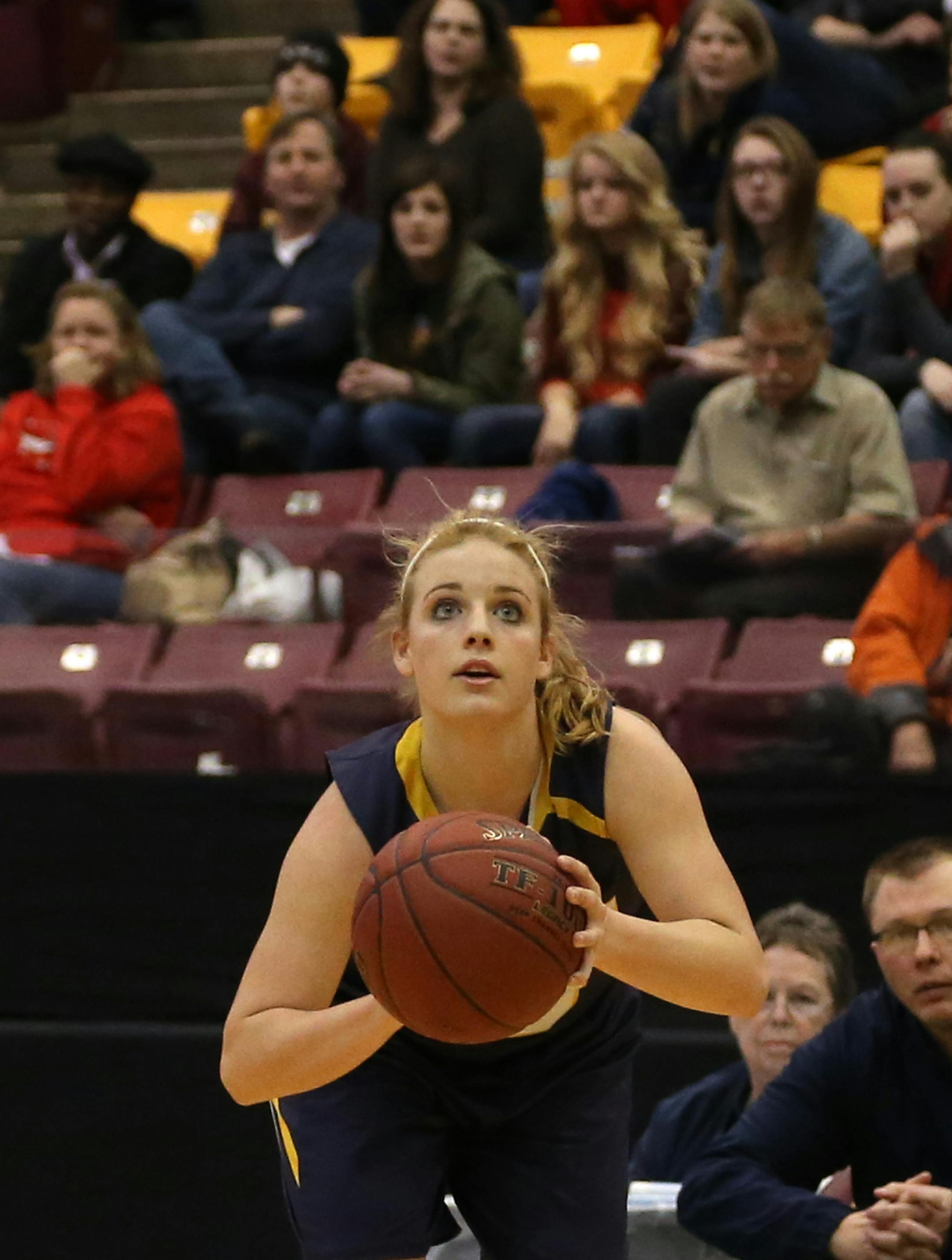 Howard Lake-Waverly-Winsted's Abby Miller prepared to take a three pointer during the second half ] (KYNDELL HARKNESS/STAR TRIBUNE) kyndell.harkness@startribune.com During the 2A quarterfinals at Mariucci Arena in Minneapolis Min, Wednesday March 19, 2014 Howard Lake-Waverly-Winsted won over Minnehaha Academy 62-43.