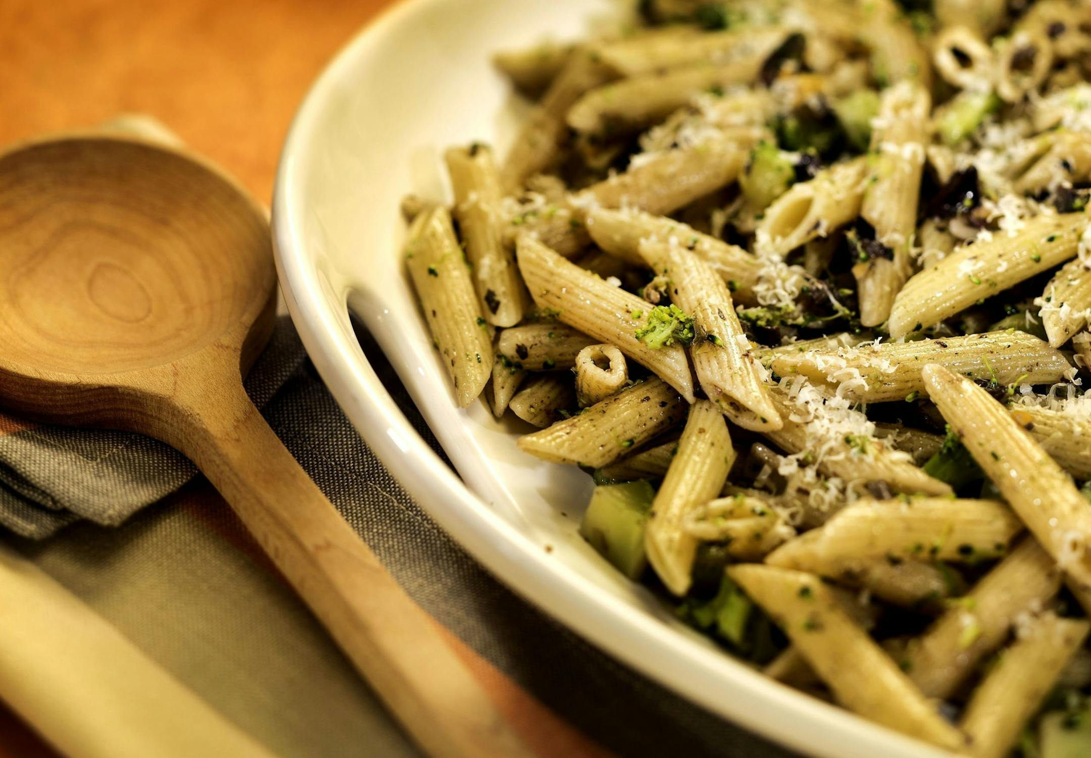 Go soft on broccoli and cauliflower by cooking them a little longer for a surprising difference in flavor. Here, pasta with broccoli, olives and pistachios. (Ricardo DeAratanha/Los Angeles Times/MCT) ORG XMIT: 1149142