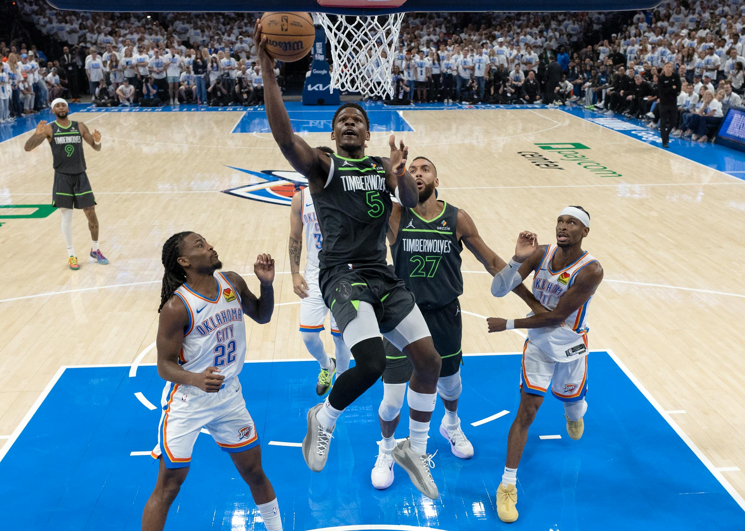 いつ、NBAプレーオフでTimberwolves vs. Thunderを見る方法