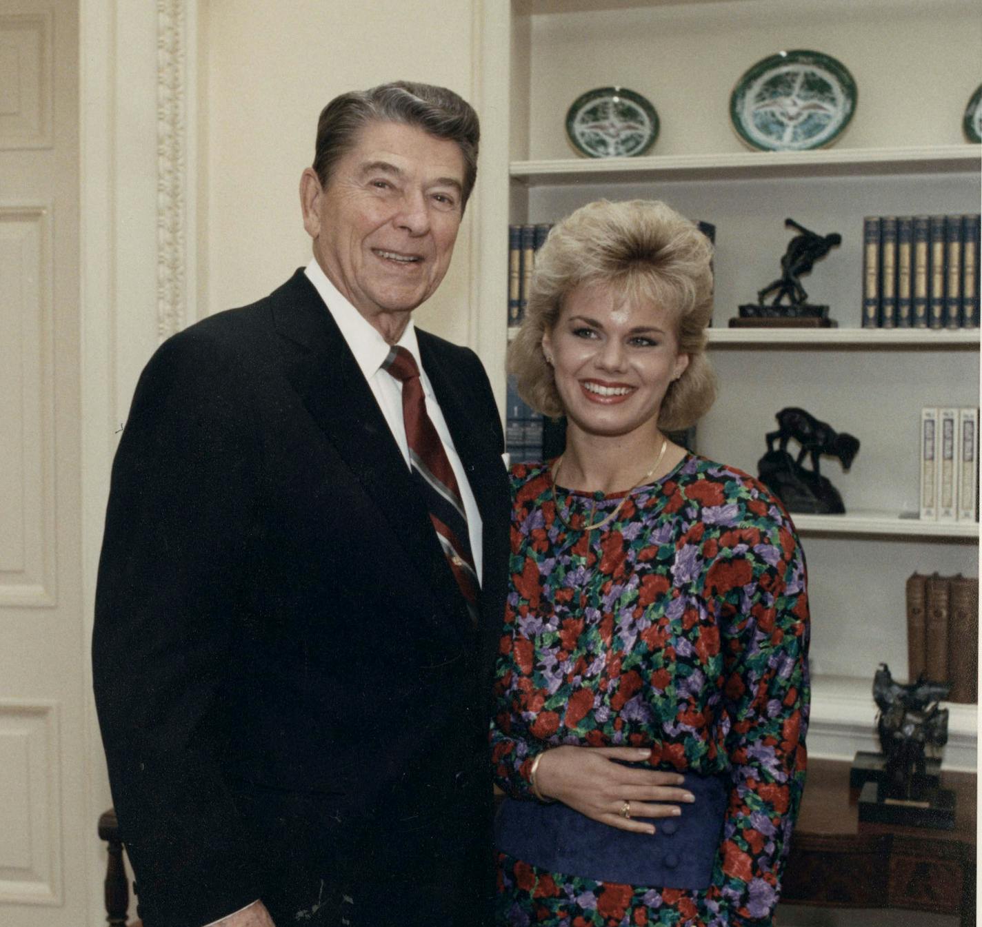 You can view/download the interior images from GETTING REAL - by Gretchen Carlson - carlson with President Ronald Reagan