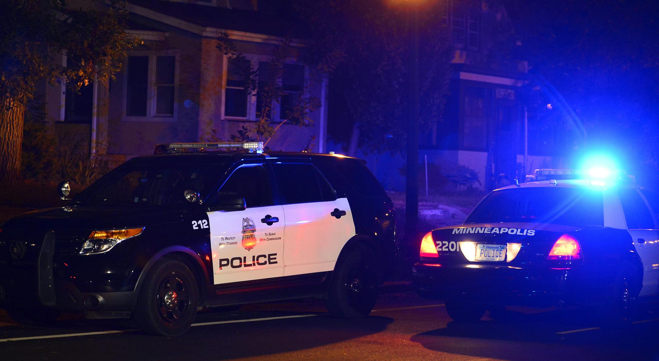 Minneapolis police officers are being trained in ways to de-escalate a crisis on calls that may involve a mental illness.