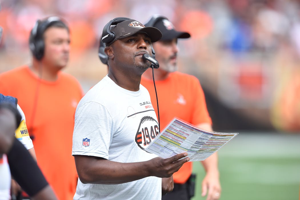 After the Vikings drove 75 yards in 14 plays for a touchdown on their opening drive Sunday, Browns defensive coordinator Joe Woods (shown Sept. 26 vs. Chicago) applied plenty of pressure on Kirk Cousins the rest of the game.