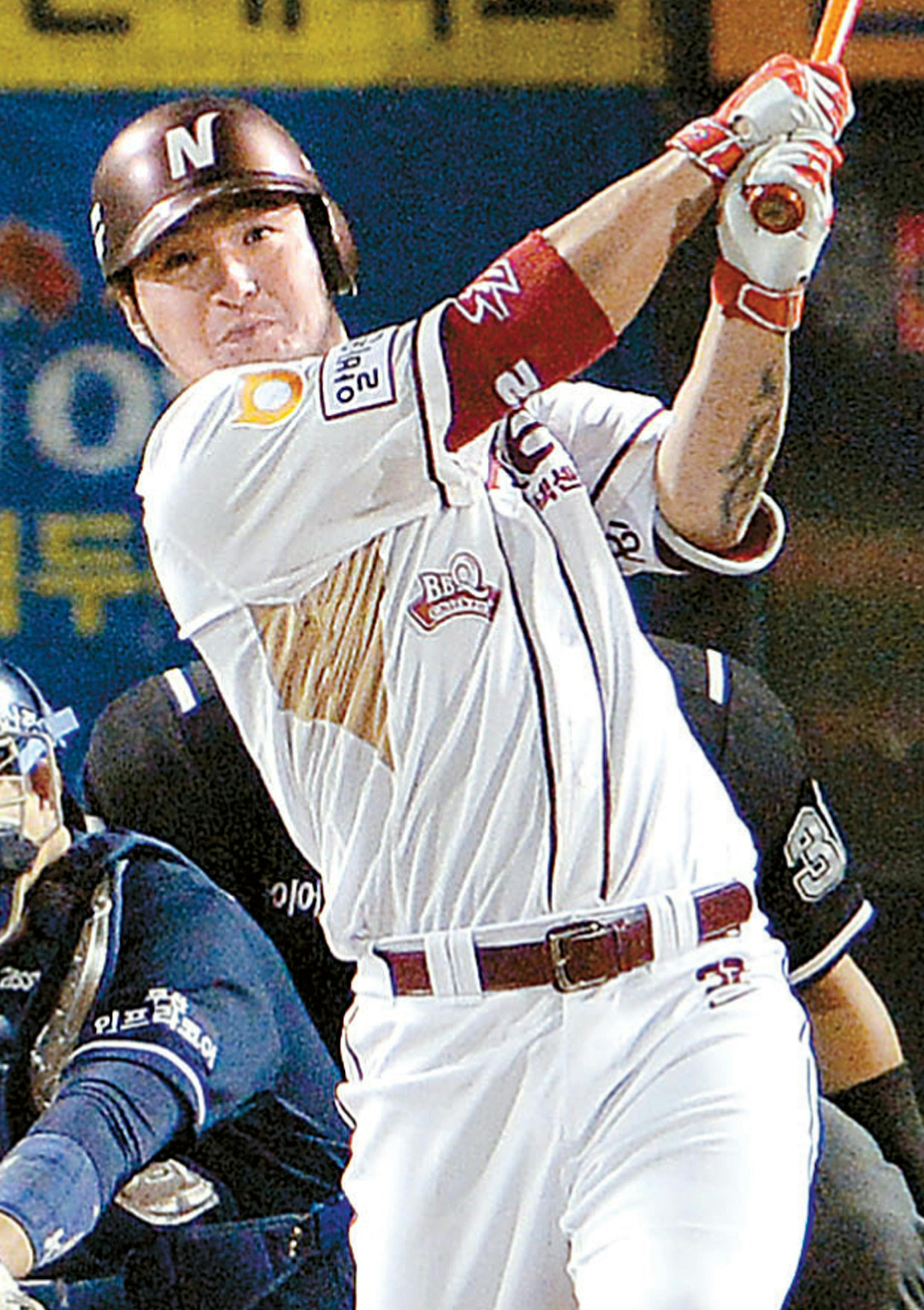 Korean first baseman Byung-ho Park playing with the Seoul, South Korea-based Nexen Heroes. The Twins won the rights to bring Park to North America on Nov. 9, 2015. Photo courtesy the Korea Daily.
