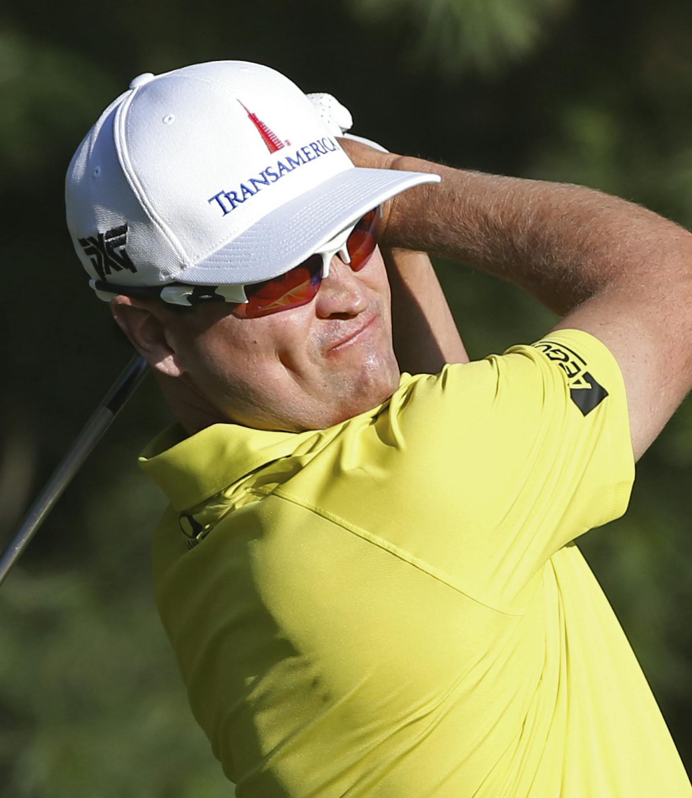 Zach Johnson watches his tee shot on the 10th hole during the first round of the PGA Championship golf tournament at Baltusrol Golf Club in Springfield, N.J., Thursday, July 28, 2016. (AP Photo/Seth Wenig) ORG XMIT: PGA106