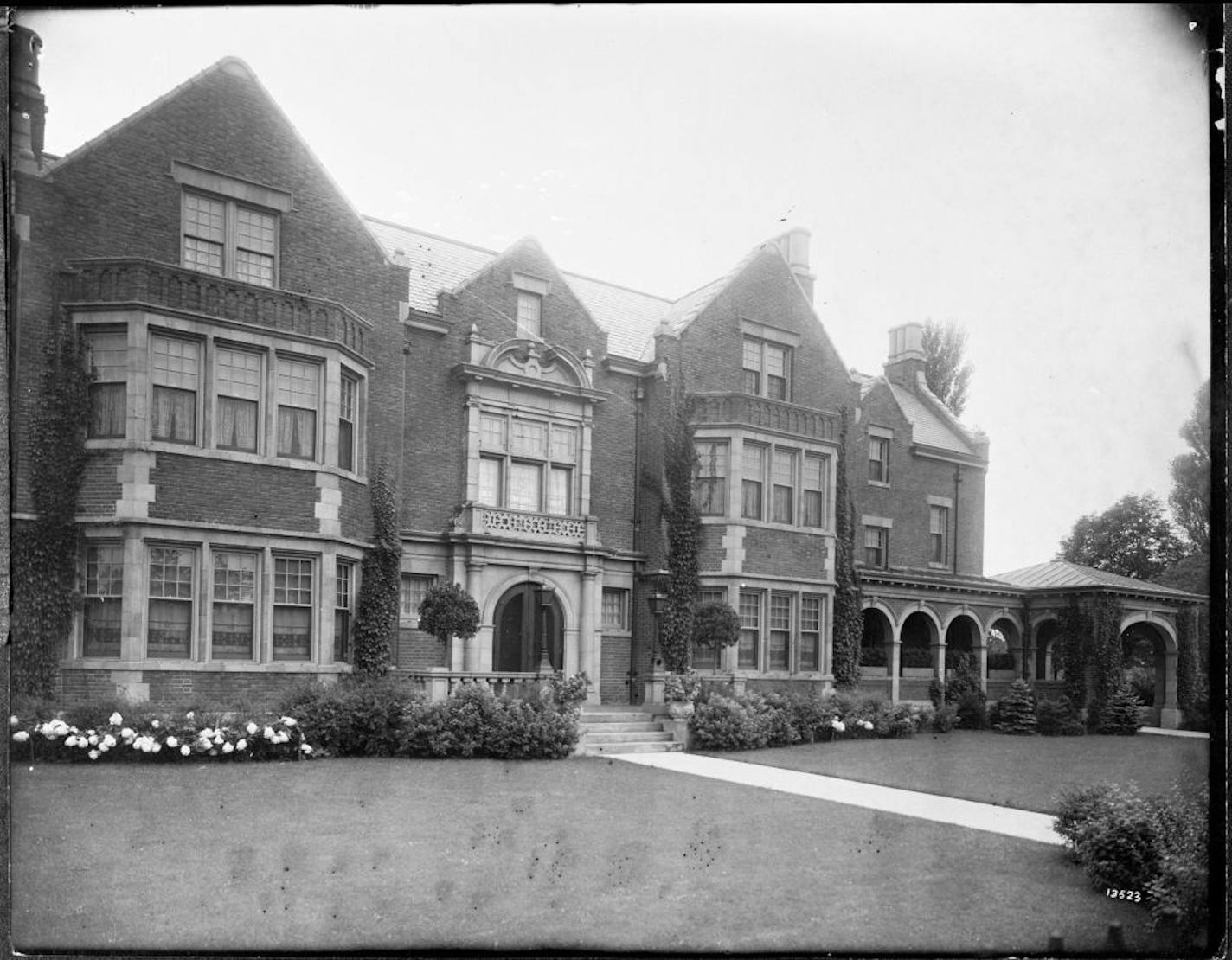 Horace Irvine House (governor's residence), 1911 Casiville Bullard