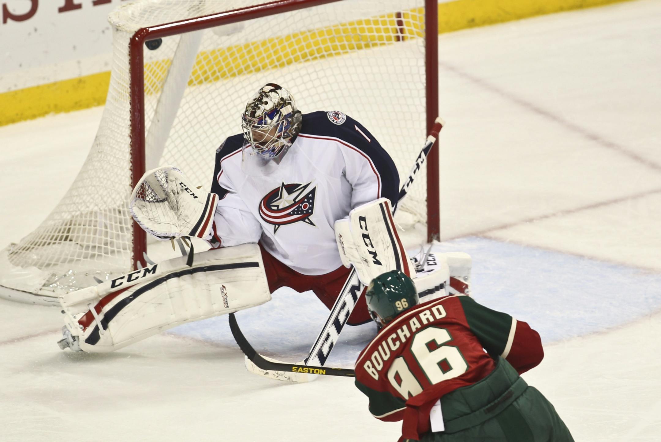 Pierre-Marc Bouchard scored the game-winning on Blue Jackets' goalie Steve Mason.