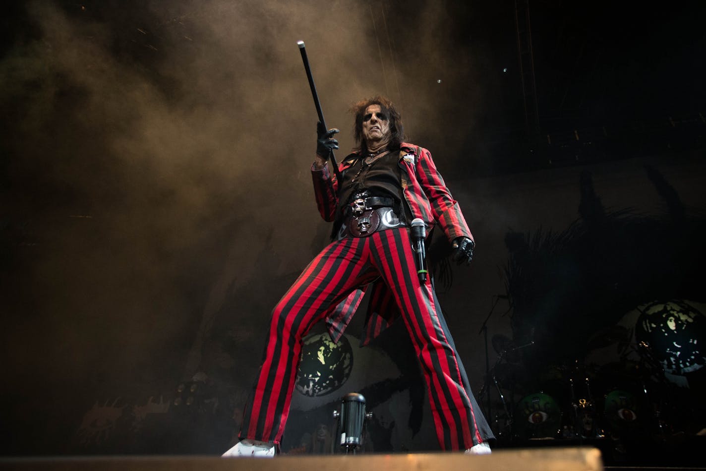 Alice Cooper performs at Xcel Energy Center Saturday, Nov. 15, 2014.