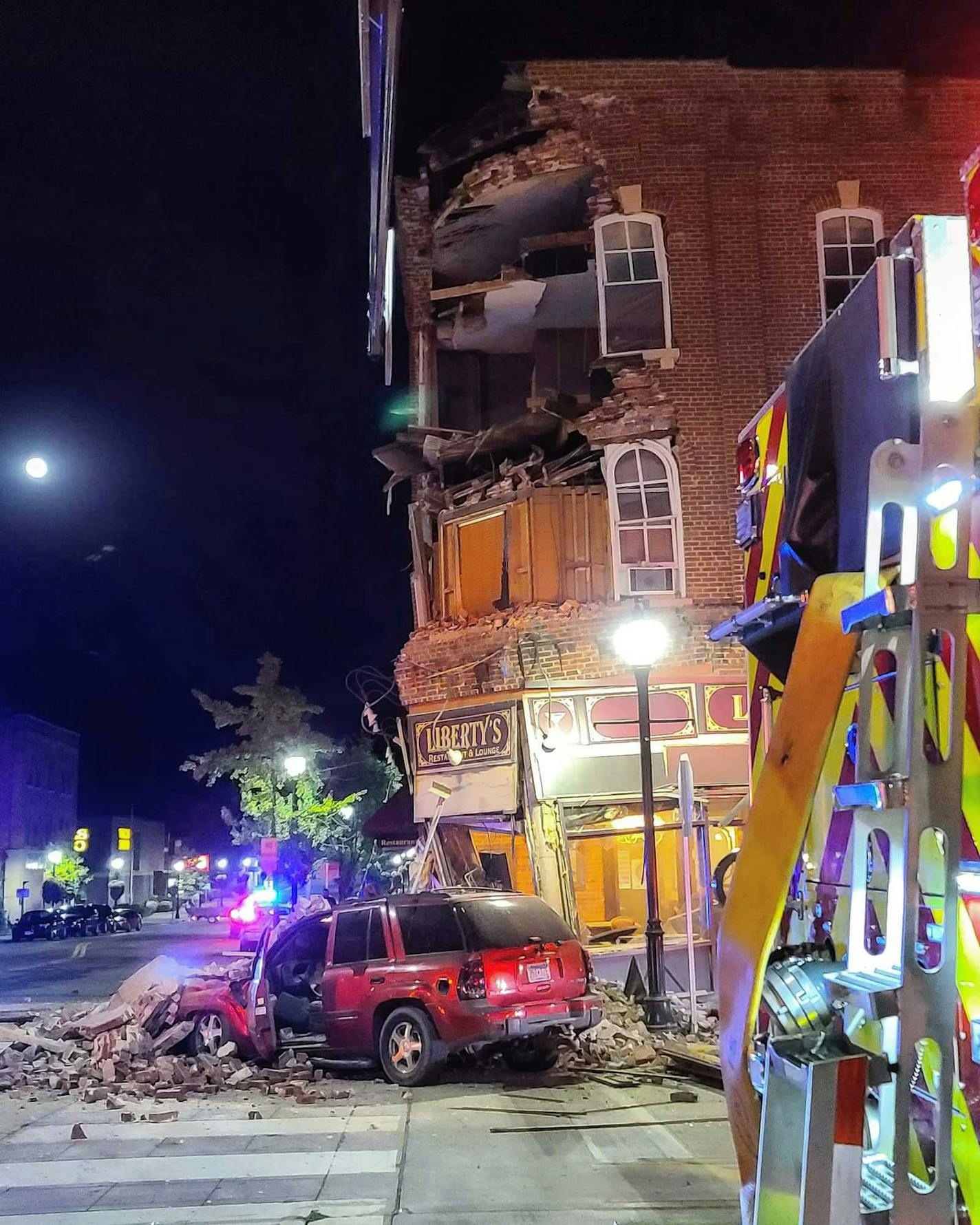 An SUV slammed into a historic buiding in downtown Red Wing, Minn., late Wednesday. ORG XMIT: ayd3SISUVzpYT1FjfQye