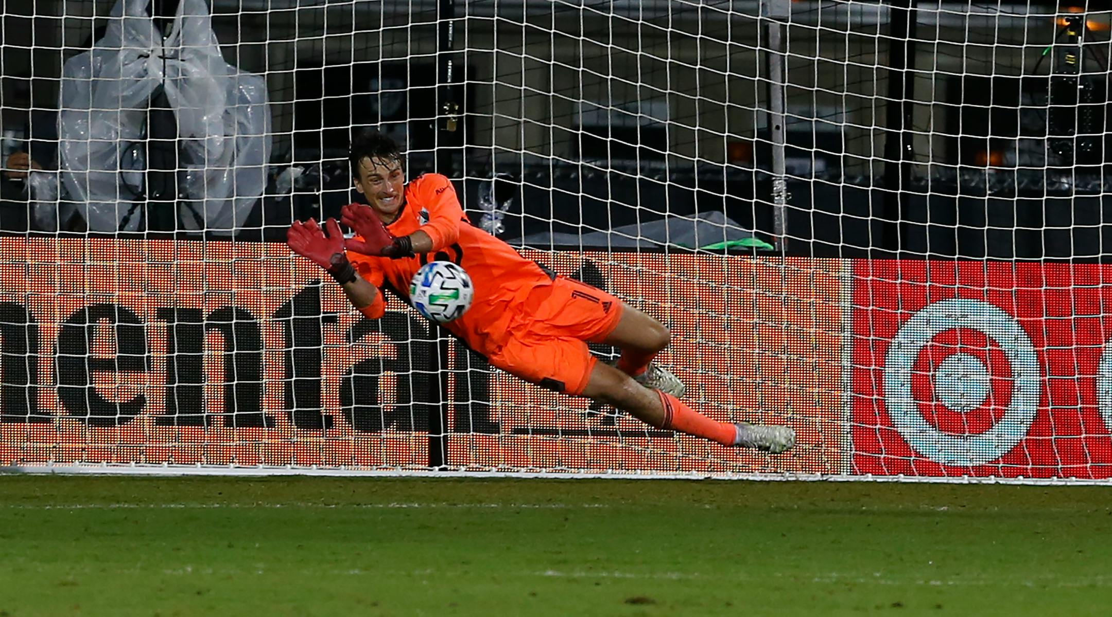 Minnesota United goalkeeper Tyler Miller is among the Loons players trying out a new look in Orlando.