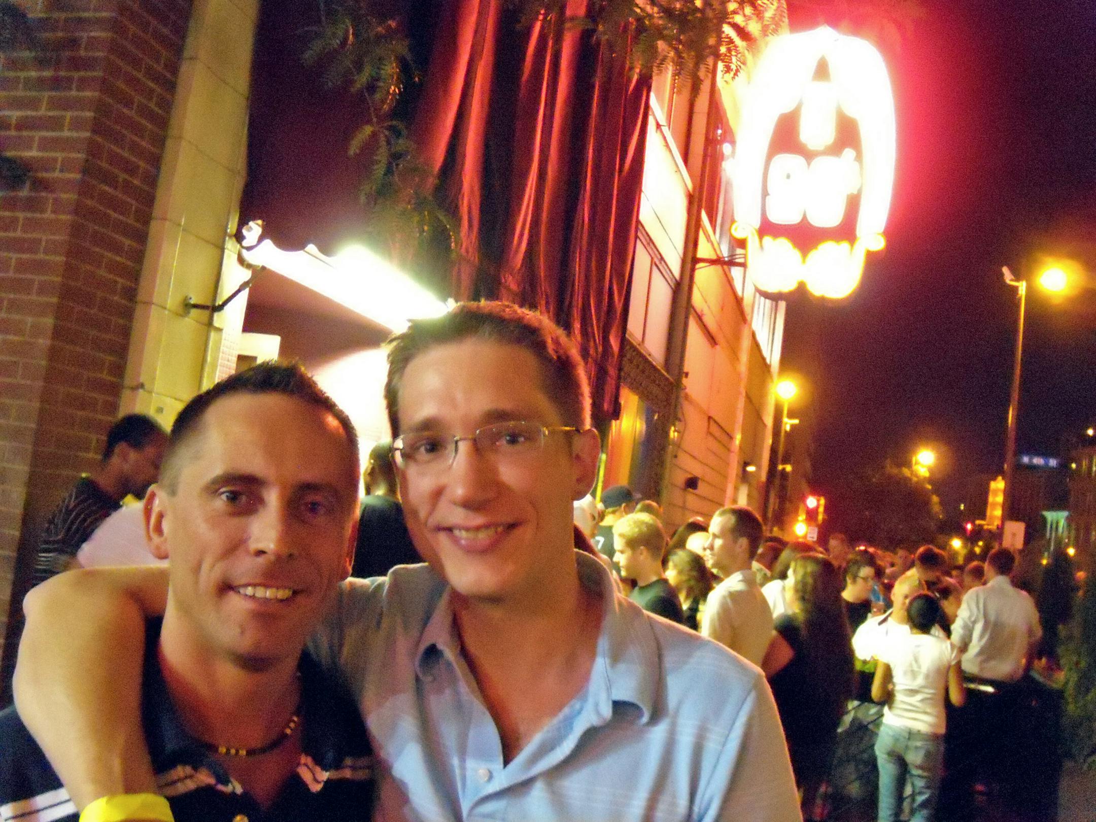 Steve Majors, right, a Republican delegate from Los Angeles, hung out with Minnesota Democrat Curtis Dorgan at the Gay 90s.
