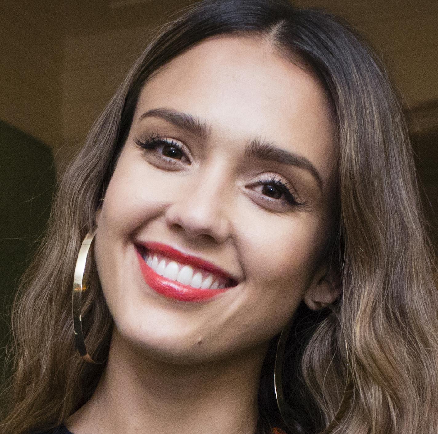 -- PHOTO MOVED IN ADVANCE AND NOT FOR USE - ONLINE OR IN PRINT - BEFORE SUNDAY, NOV. 13, 2016. -- Jessica Alba, an actress and the founder of the Honest Company, in New York, Sept. 13, 2016. The company, a Los Angeles-based brand selling nontoxic personal care and household products, is expanding its range of goods in travel-friendly sizes and is also planning to sell them at kiosks in airports in the United States. (Deidre Schoo/The New York Times)