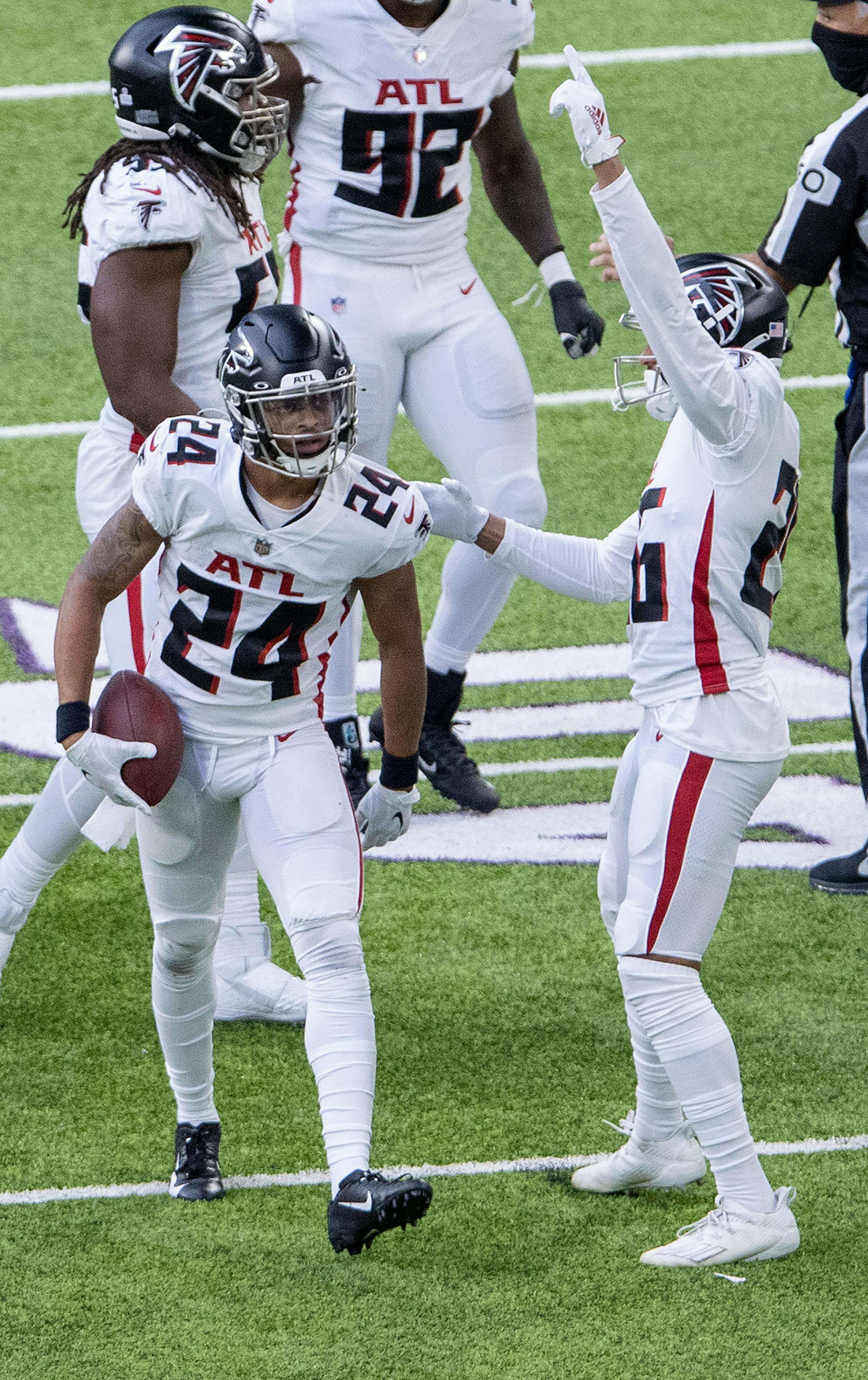 A.J. Terrell (24) of the Atlanta Falcons intercepted a Kirk Cousins pass in the second quarter.