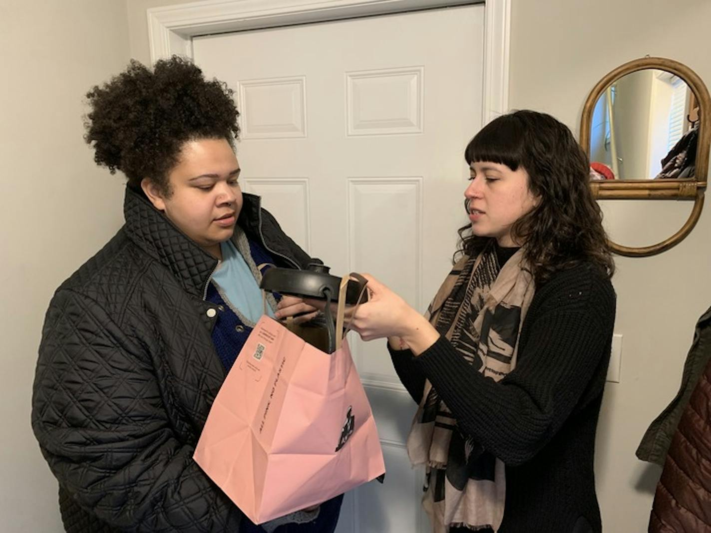 Mary Kidd, right, showed Mary Hampton how to use the electric kettle she gifted her via Buy Nothing.