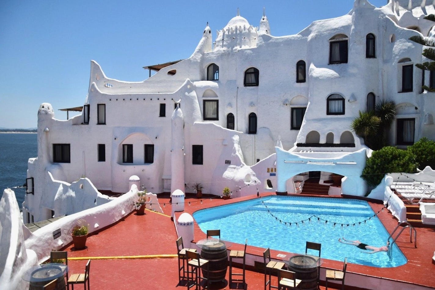 Casapueblo is a rambling hotel and museum constructed by Uruguayan artist Carlos Paez Vilaro in Punta Ballena. (Mark Johanson/Chicago Tribune/TNS) ORG XMIT: 1541992