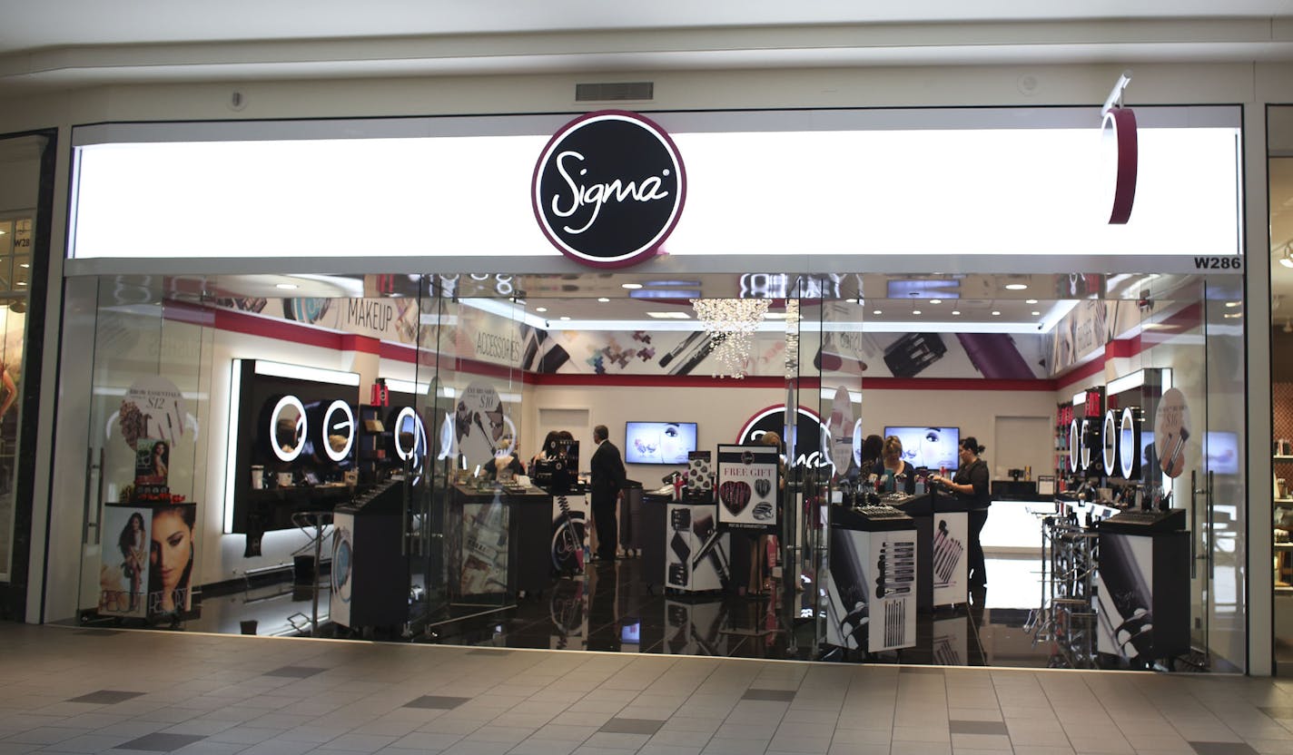 The online beauty store Sigma now has a presence at Mall of America in Bloomington, Min., Wednesday, June 12, 2013. ] (KYNDELL HARKNESS/STAR TRIBUNE) kyndell.harkness@startribune.com