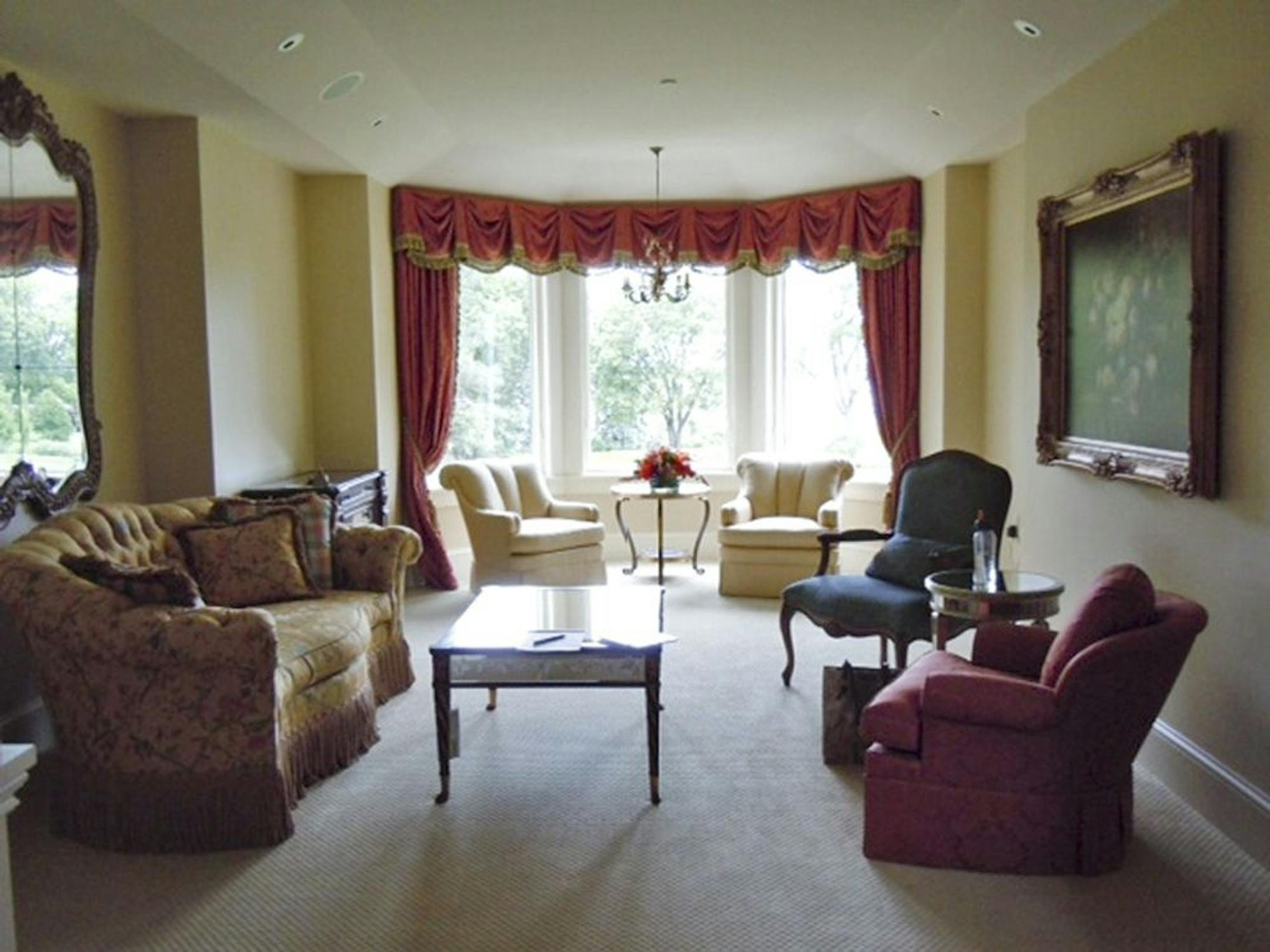 Slug is MANLY0408 They�re all of a home in Minnetonka that was too feminine and French-y, so a guy hired a designer to give it a masculine makeover.