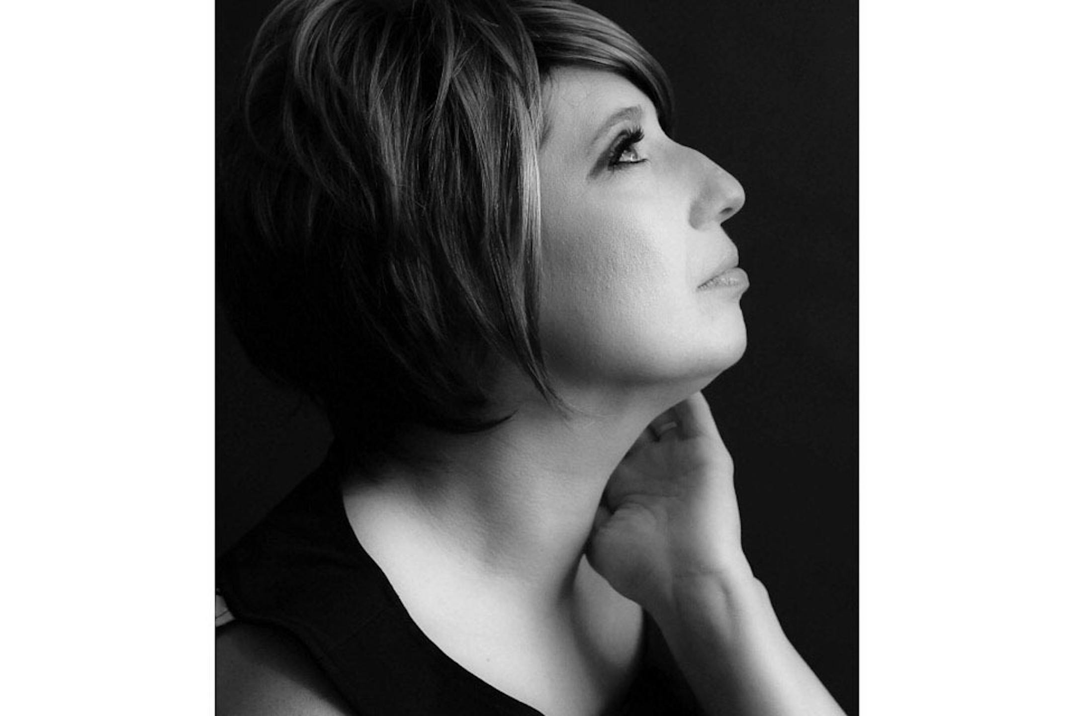 Melody Mendis is "Barbra"
By Melody Mendis Music LLC
Created by Melody Mendis
Fringe Festival 2017
Photo provided