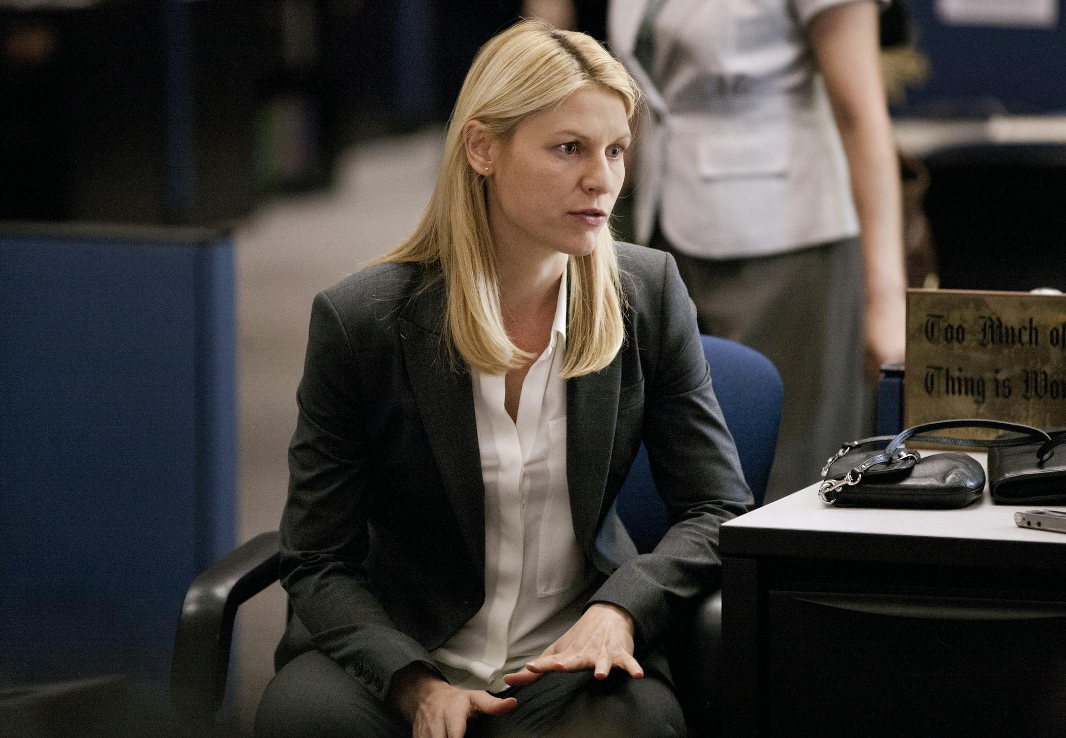 Claire Danes as Carrie Mathison in Homeland (Season 3, Episode 2). - Photo: Kent Smith/SHOWTIME - Photo ID: homeland_302_0414.R ORG XMIT: MIN1309061454391719