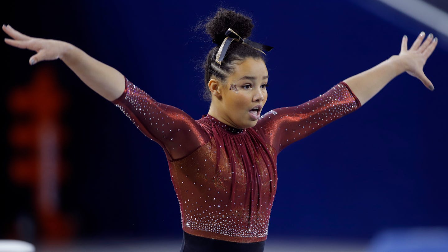 Gophers gymnast Mya Hooten posts perfect 10