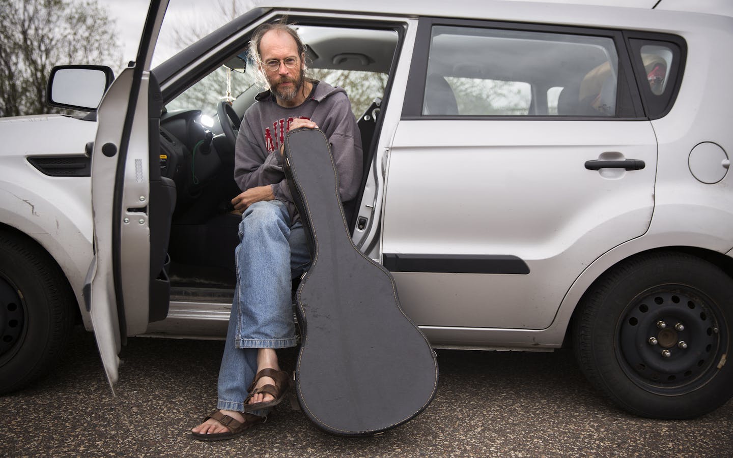 Duluth-based acoustic blues/folk artist Charlie Parr hasn&#x2019;t thought of lessening his travels. &#x201c;I still get excited when somebody wants me to come play for them,&#x201d; he said.