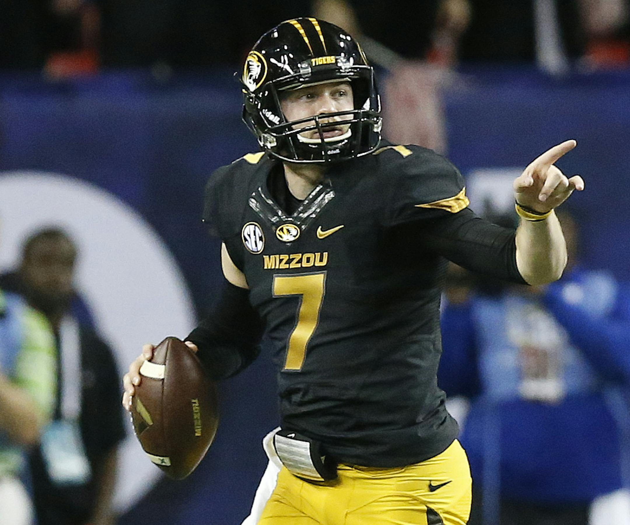 Missouri quarterback Maty Mauk (7)