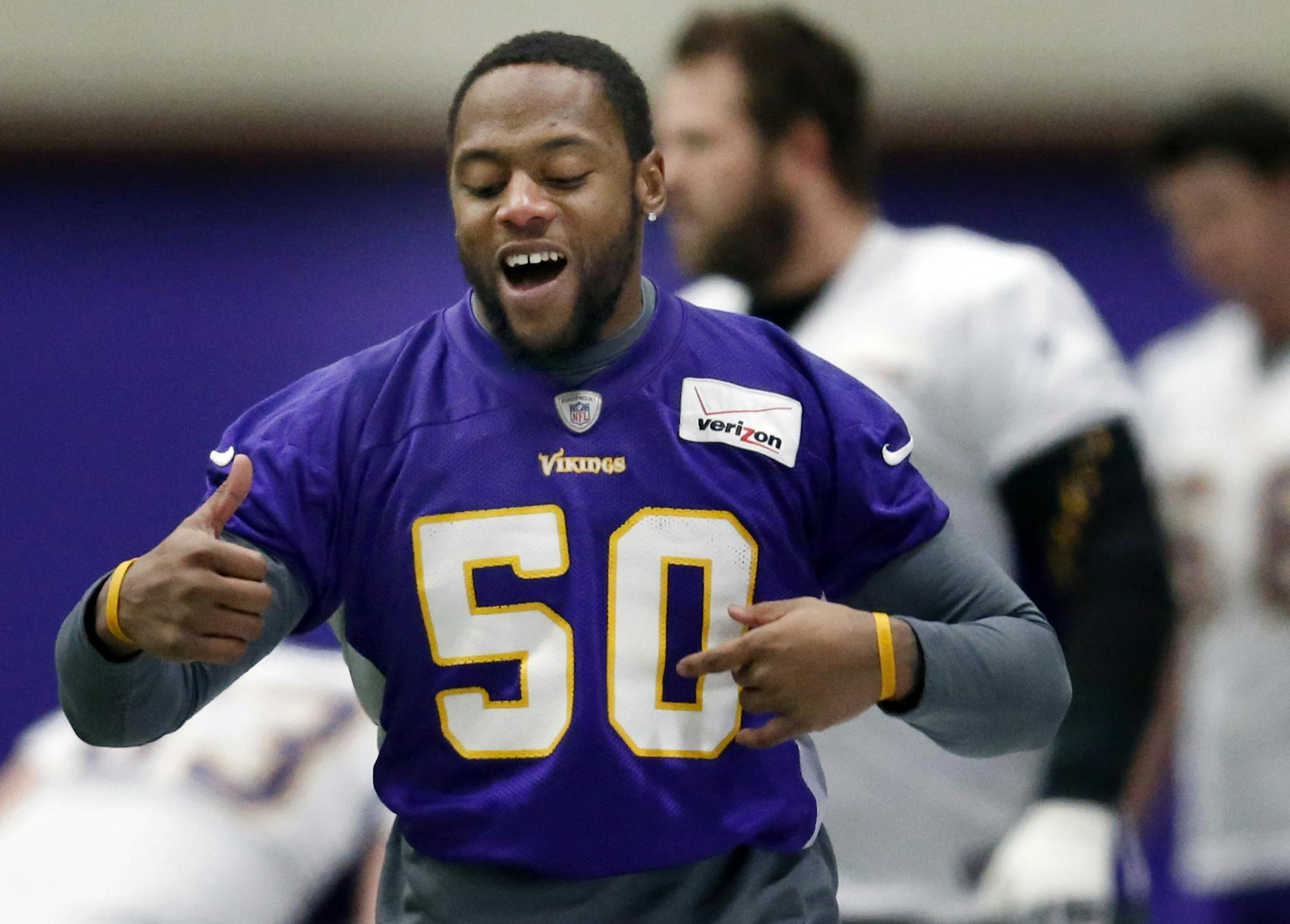 Minnesota Vikings linebacker Erin Henderson (50)