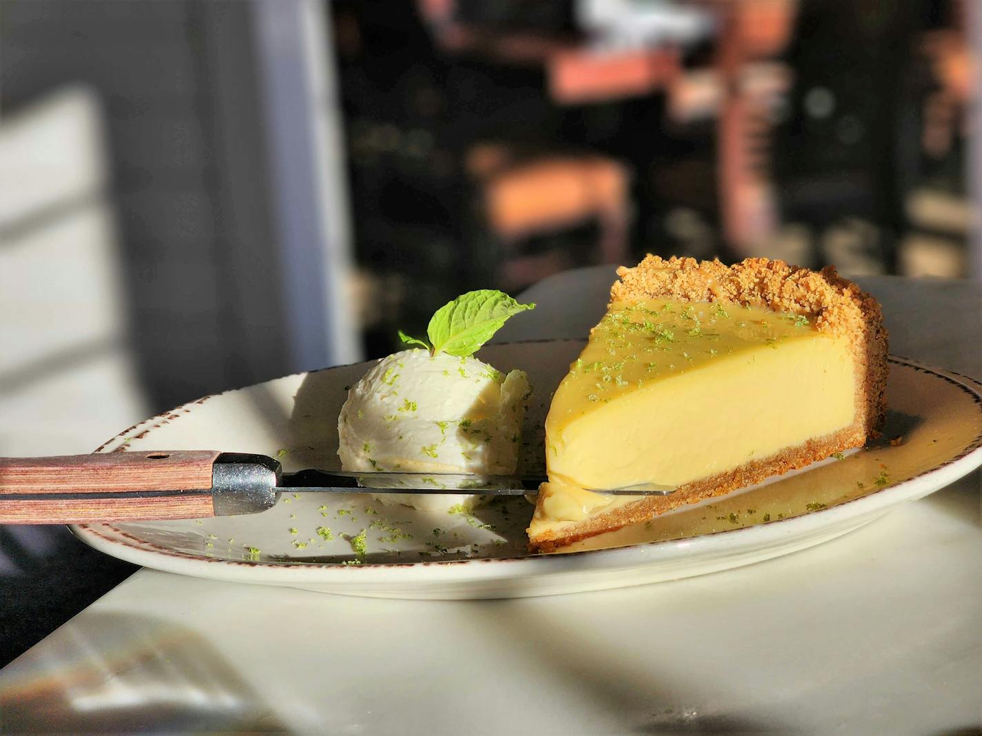 Key lime pie at CōV