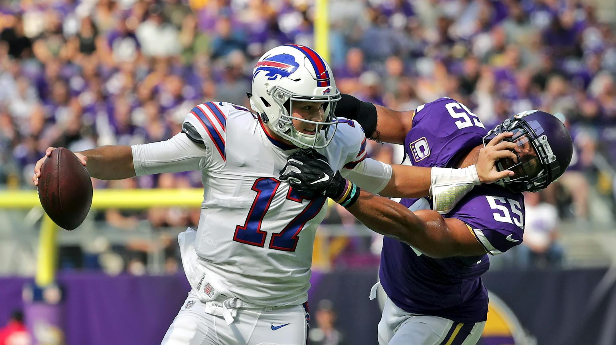 Minnesota Vikings linebacker Anthony Barr (55) is penalized for a horse collar tackle on Buffalo Bills quarterback Josh Allen (17) in the second quarter. ] Minnesota Vikings -vs- Buffalo Bills, U.S. Bank Stadium.
BRIAN PETERSON ï brian.peterson@startribune.com
Minneapolis, MN 09/23/2018