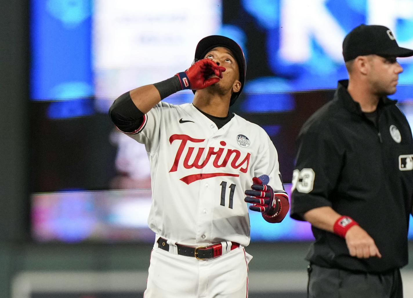 Minnesota Twins second baseman Jorge Polanco (11) celebrates hitting the winning RBI at second base in the seventh inning. The Minnesota Twins defeated the Cleveland Guardians 1-0 at Target Field in Minneapolis on Friday, June 2, 2023. ] RENÉE JONES SCHNEIDER • renee.jones@startribune.com ORG XMIT: MIN2306022214270285