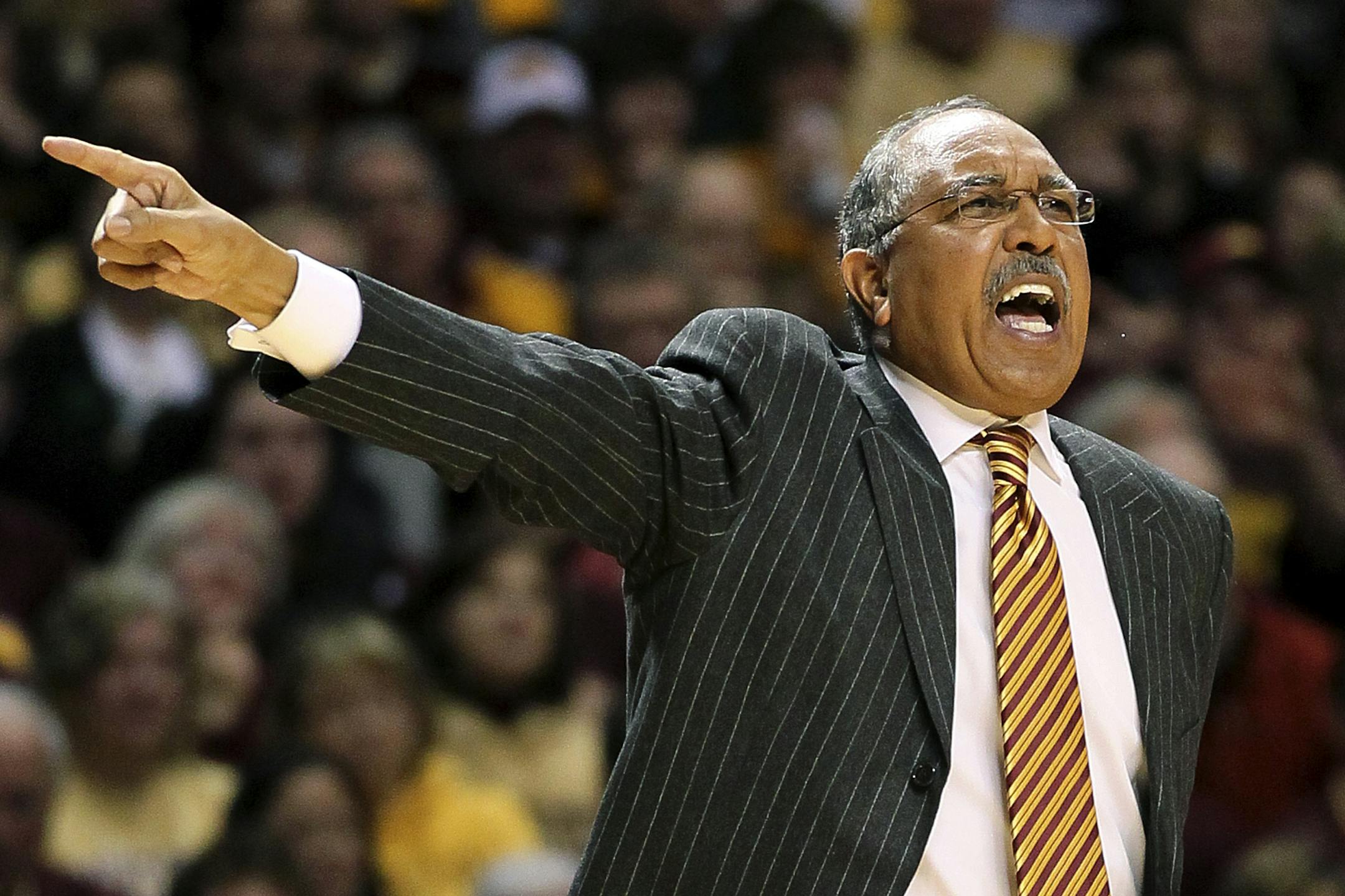 Minnesota head coach Tubby Smith.