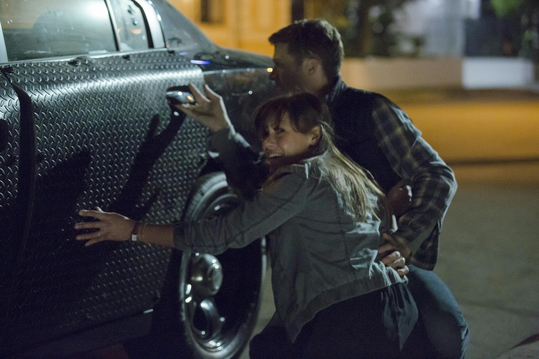 Liz (KIELE SANCHEZ) and husband Shane (ZACH GILFORD) try to survive the night in "The Purge: Anarchy" Photo Credit: Justin Lubin / Universal Pictures