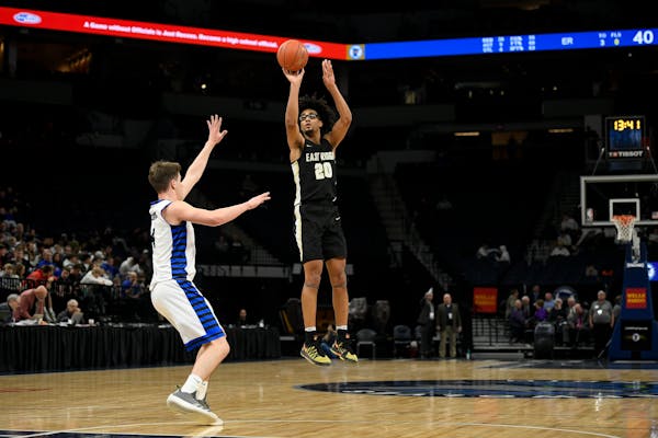 Courtney Brown Jr., shown here playing for East Ridge at the boys’ basketball state tournament in 2019, is the first transfer to join St. Thomas as 