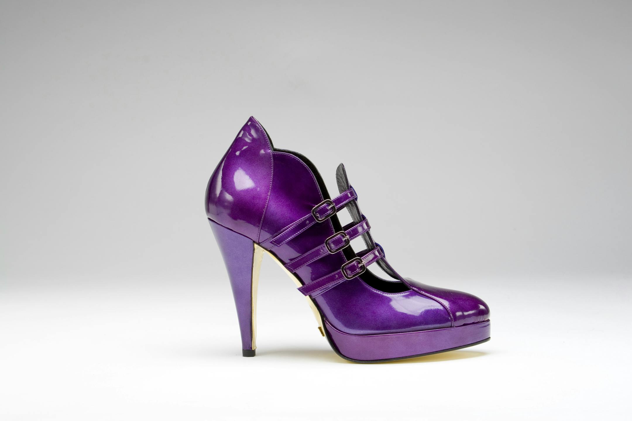 Evangelista pump by Be & D